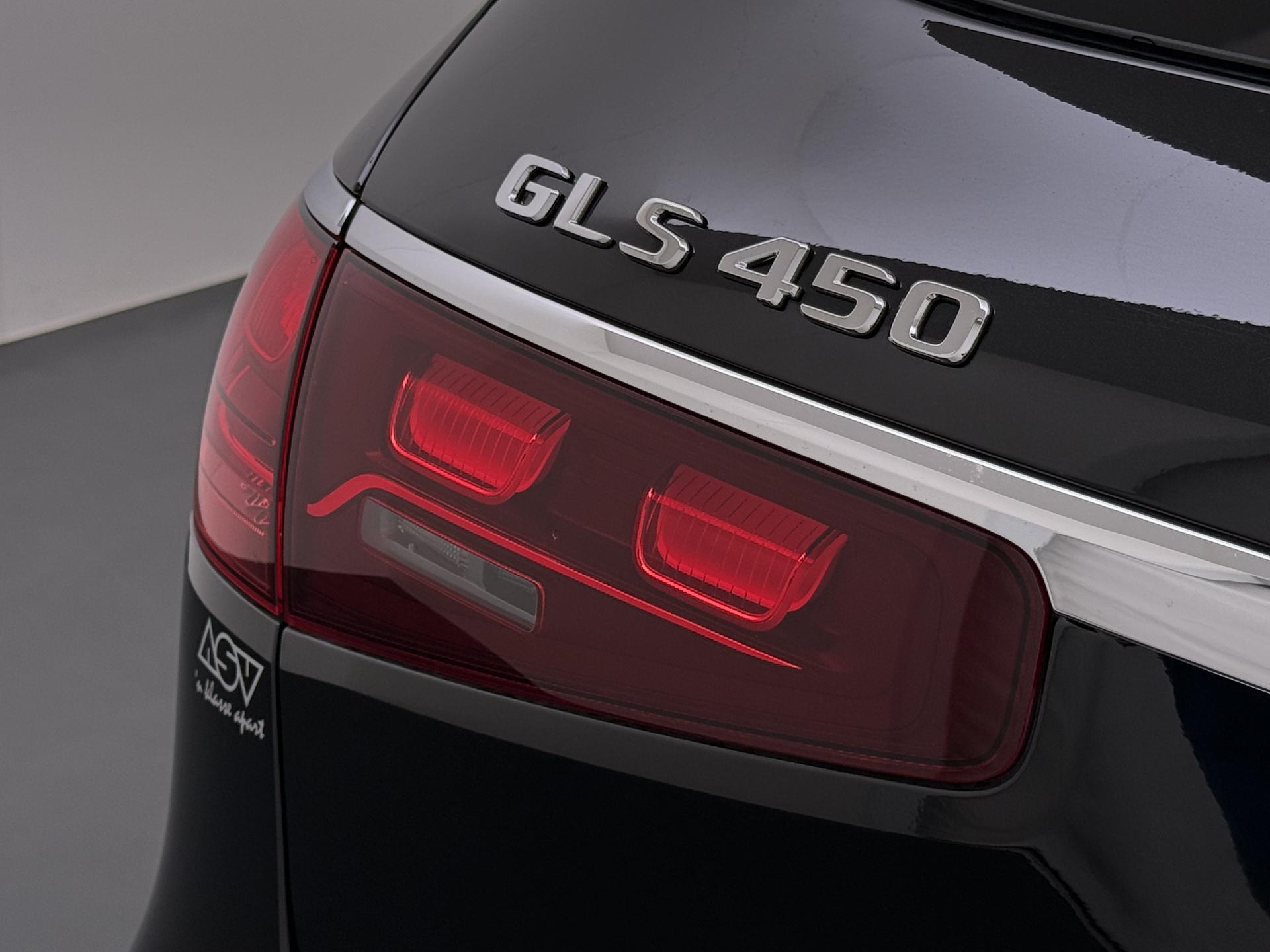 Mercedes-Benz GLS 450 4MATIC AMG Line Premium Plus 17