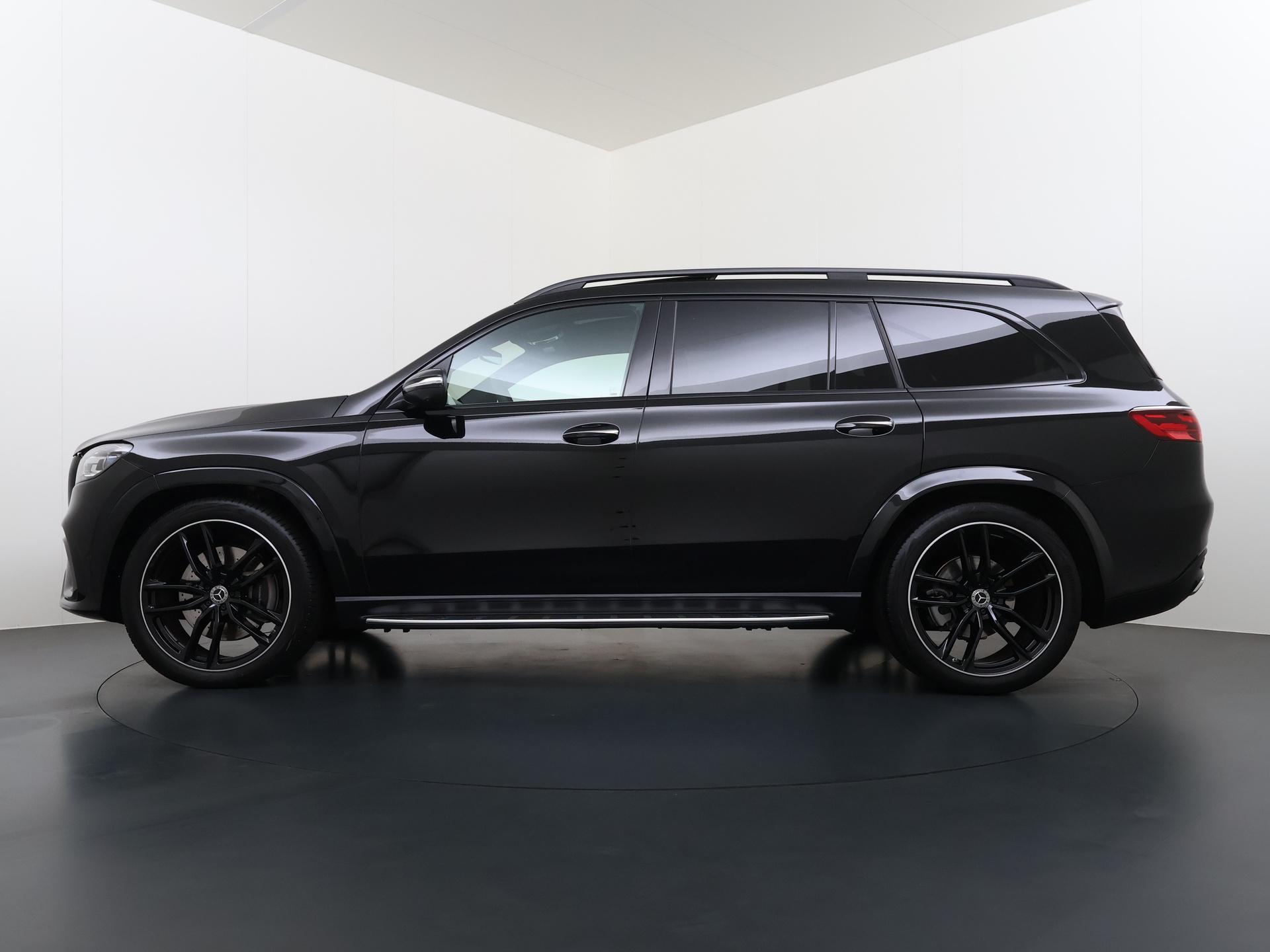 Mercedes-Benz GLS 450 4MATIC AMG Line Premium Plus 2