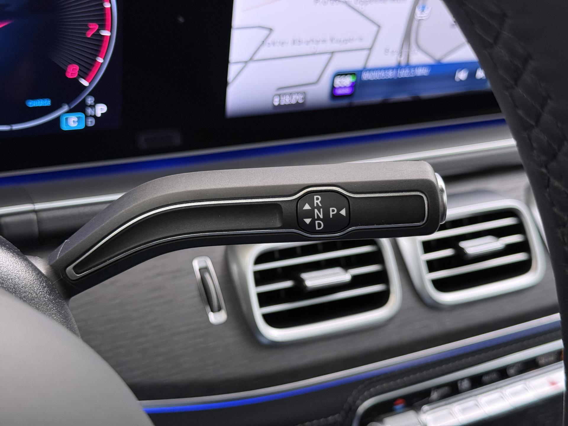 Mercedes-Benz GLS 450 4MATIC AMG Line Premium Plus 38