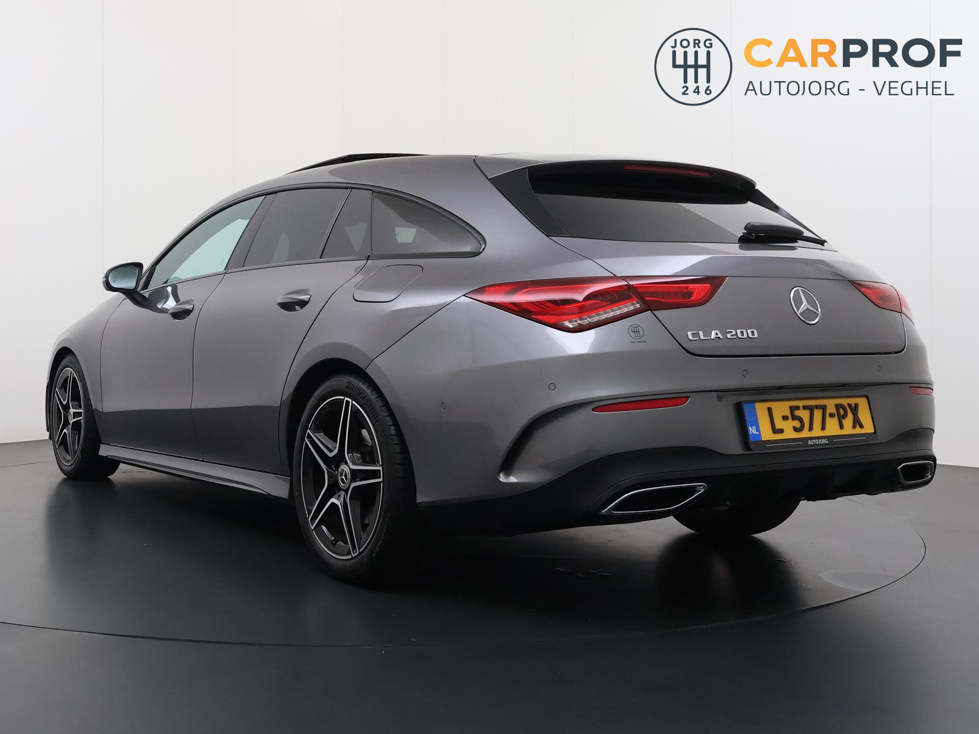 Mercedes-Benz CLA-klasse Shooting Brake 200 Business Solution AMG 1