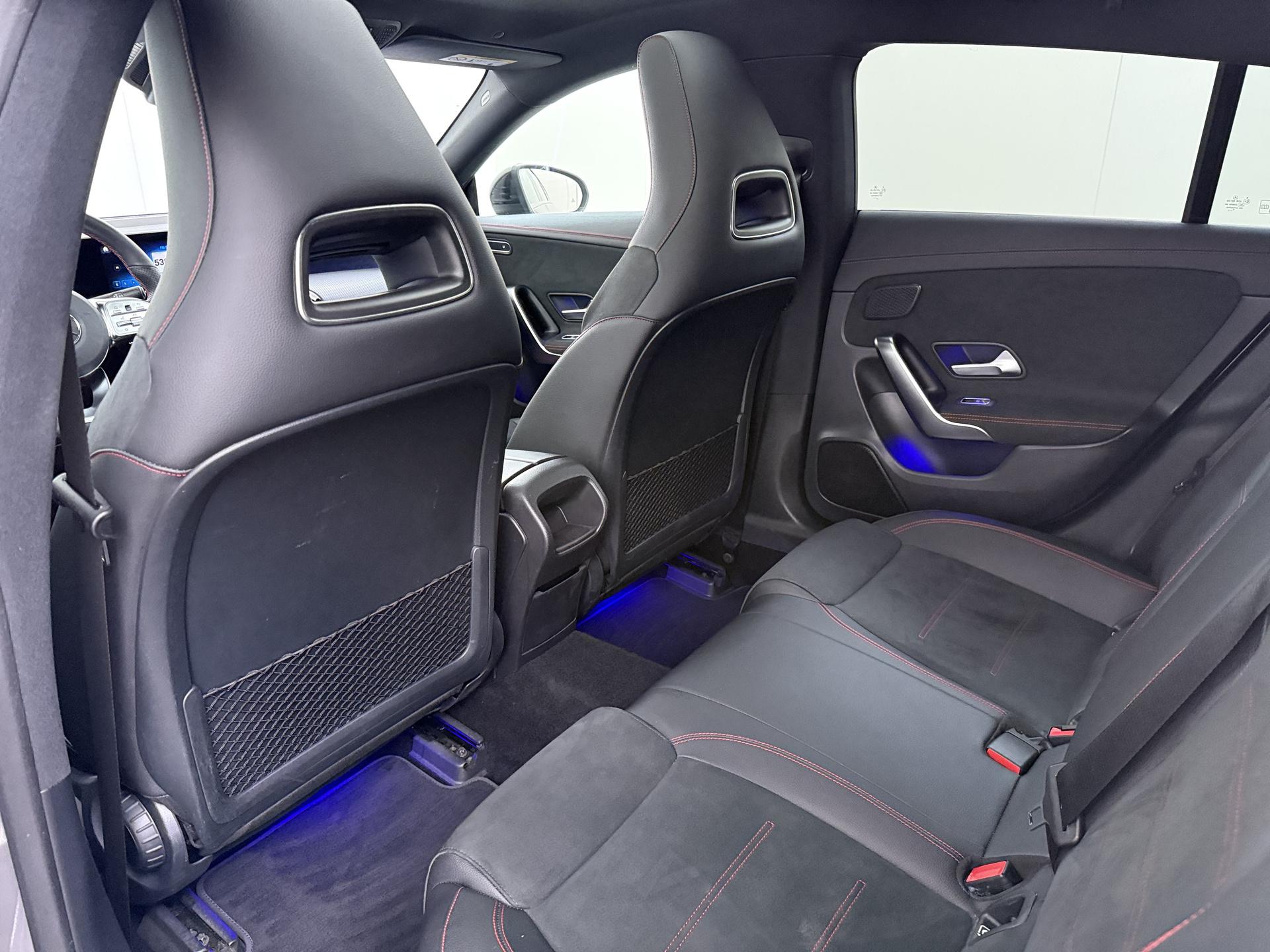 Mercedes-Benz CLA-klasse Shooting Brake 200 Business Solution AMG 17