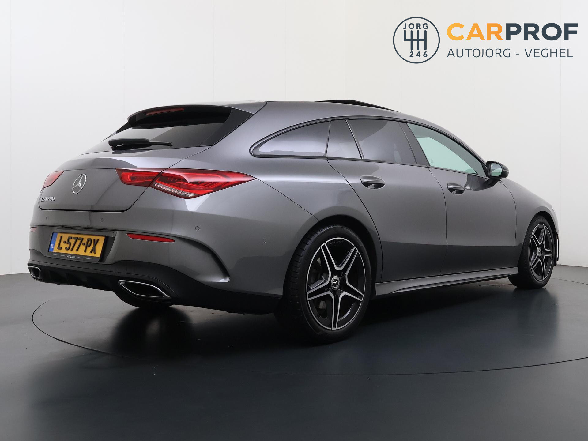 Mercedes-Benz CLA-klasse Shooting Brake 200 Business Solution AMG 2