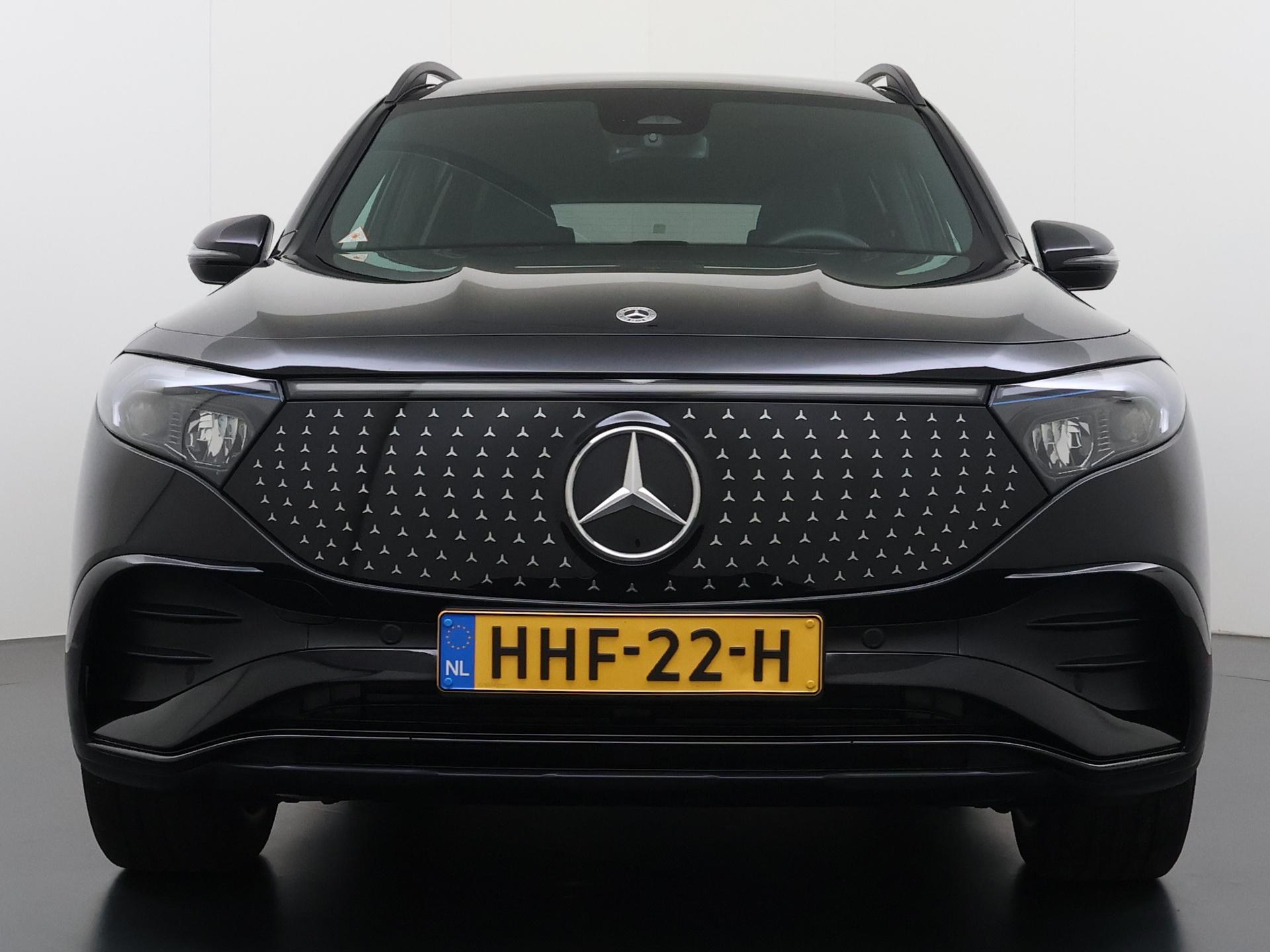 Mercedes-Benz EQB 250+ AMG Line 71 kWh 11