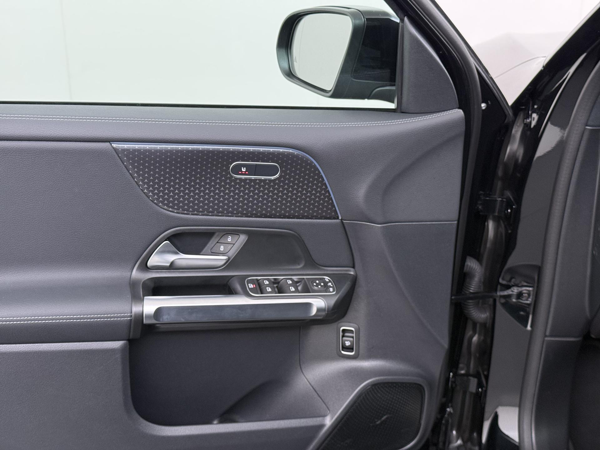 Mercedes-Benz EQB 250+ AMG Line 71 kWh 21