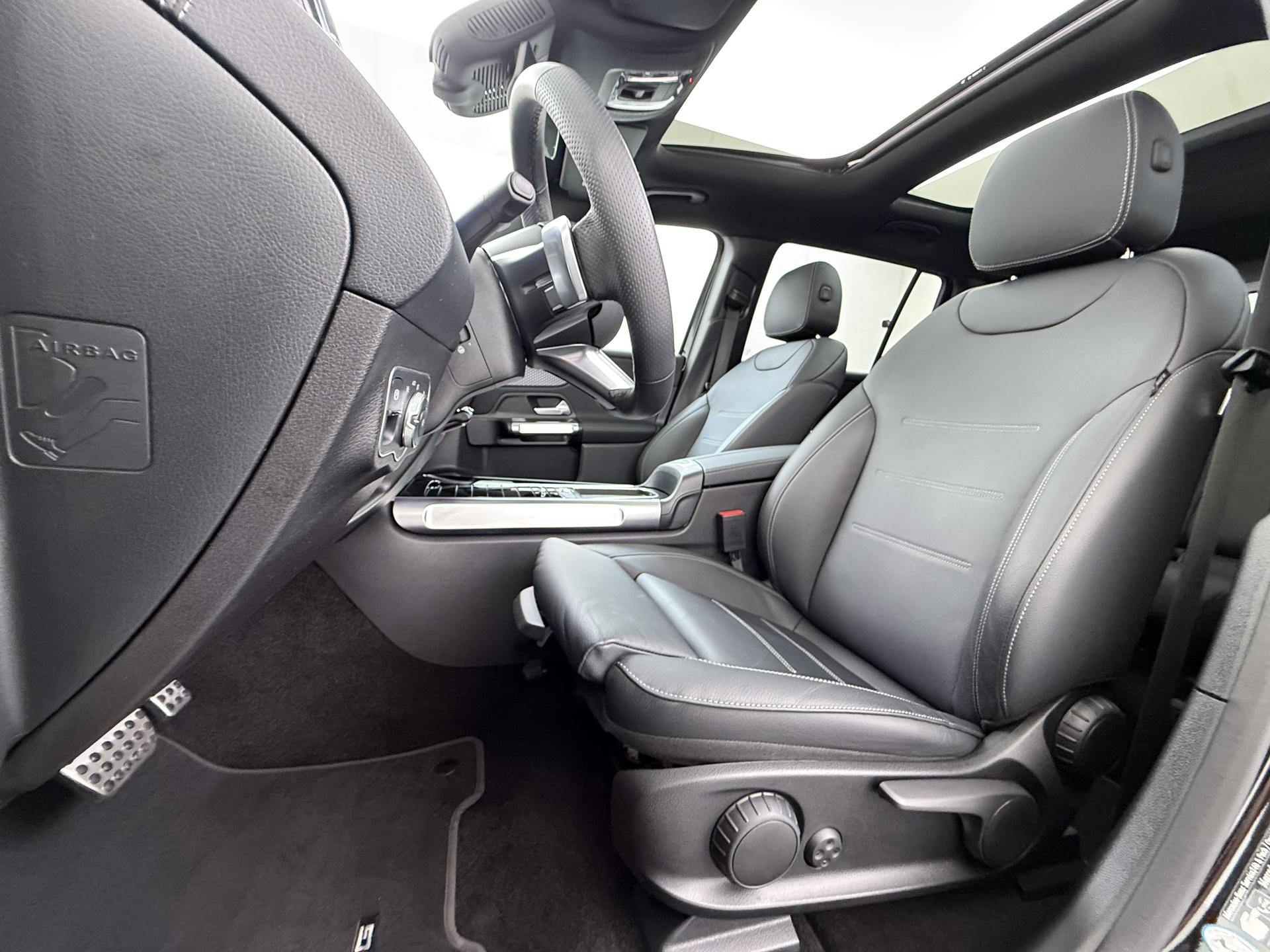 Mercedes-Benz EQB 250+ AMG Line 71 kWh 22