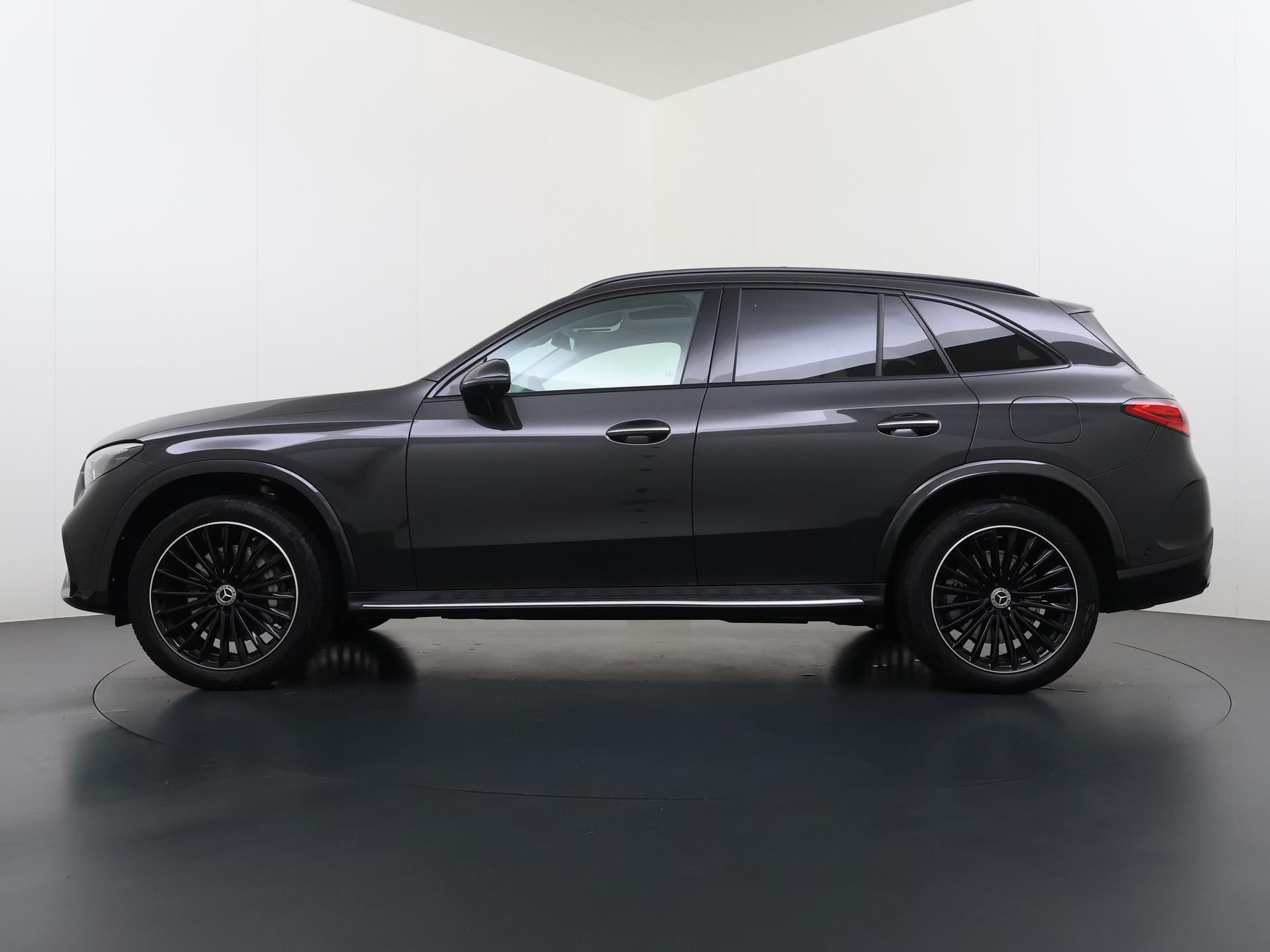 Mercedes-Benz GLC 400 e 4MATIC AMG Line Premium Plus 1