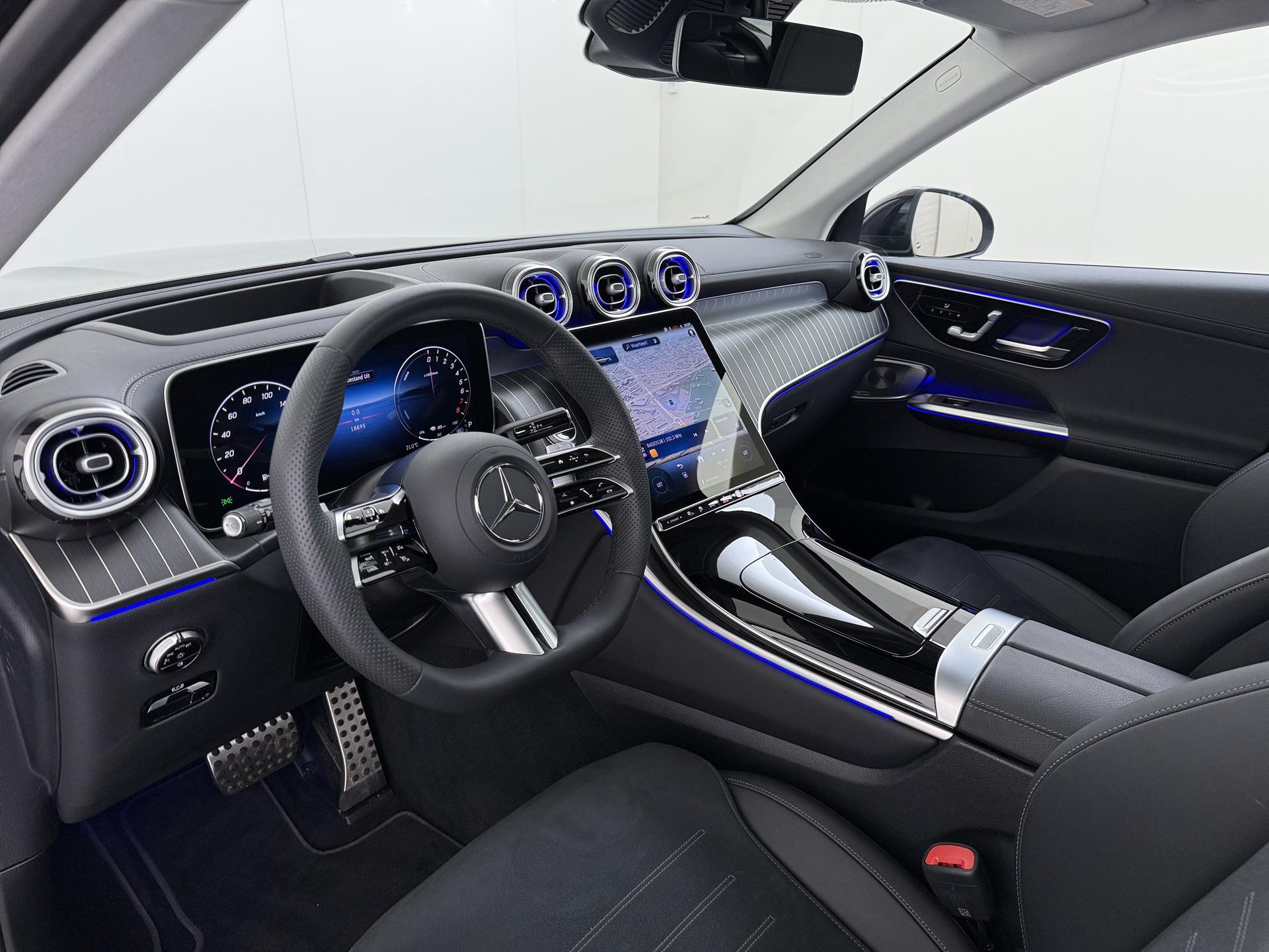 Mercedes-Benz GLC 400 e 4MATIC AMG Line Premium Plus 22