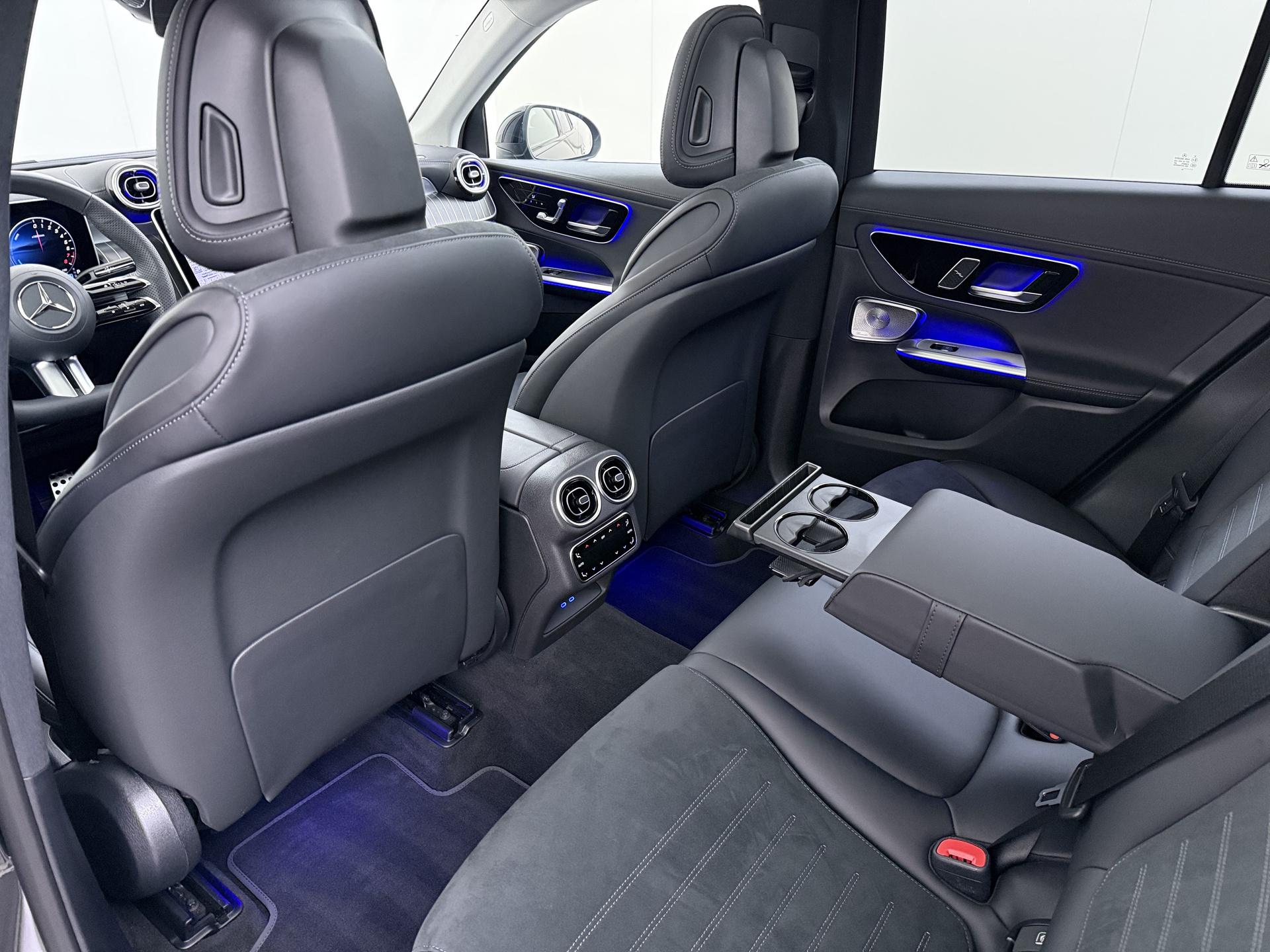 Mercedes-Benz GLC 400 e 4MATIC AMG Line Premium Plus 26