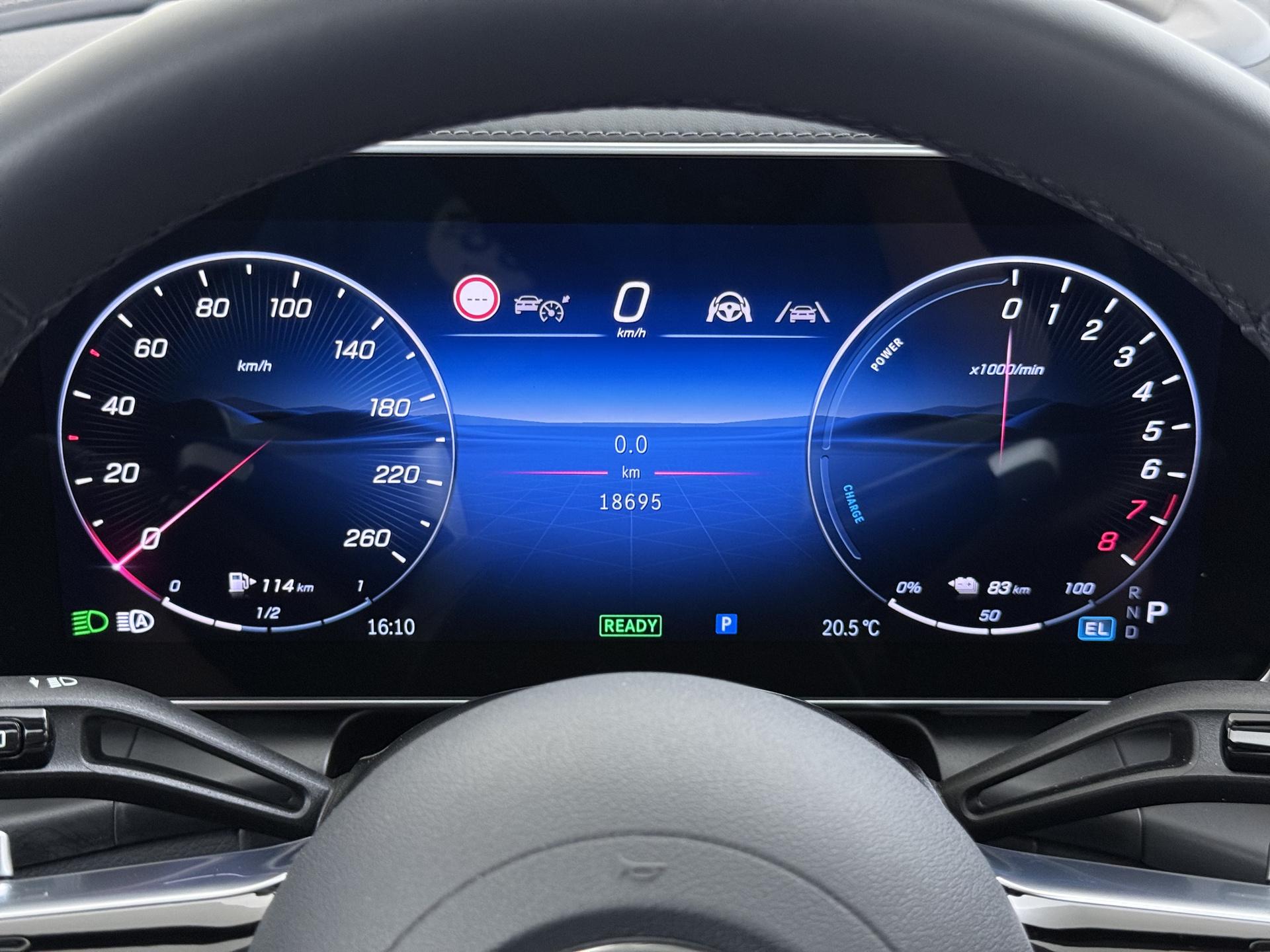 Mercedes-Benz GLC 400 e 4MATIC AMG Line Premium Plus 36