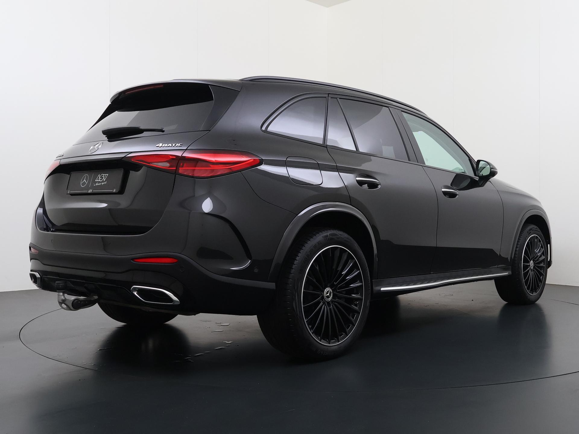 Mercedes-Benz GLC 400 e 4MATIC AMG Line Premium Plus 4