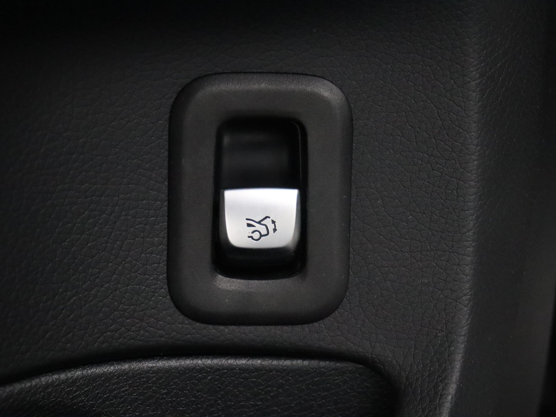Mercedes-Benz C-Klasse Estate 180 Business Solution AMG 27