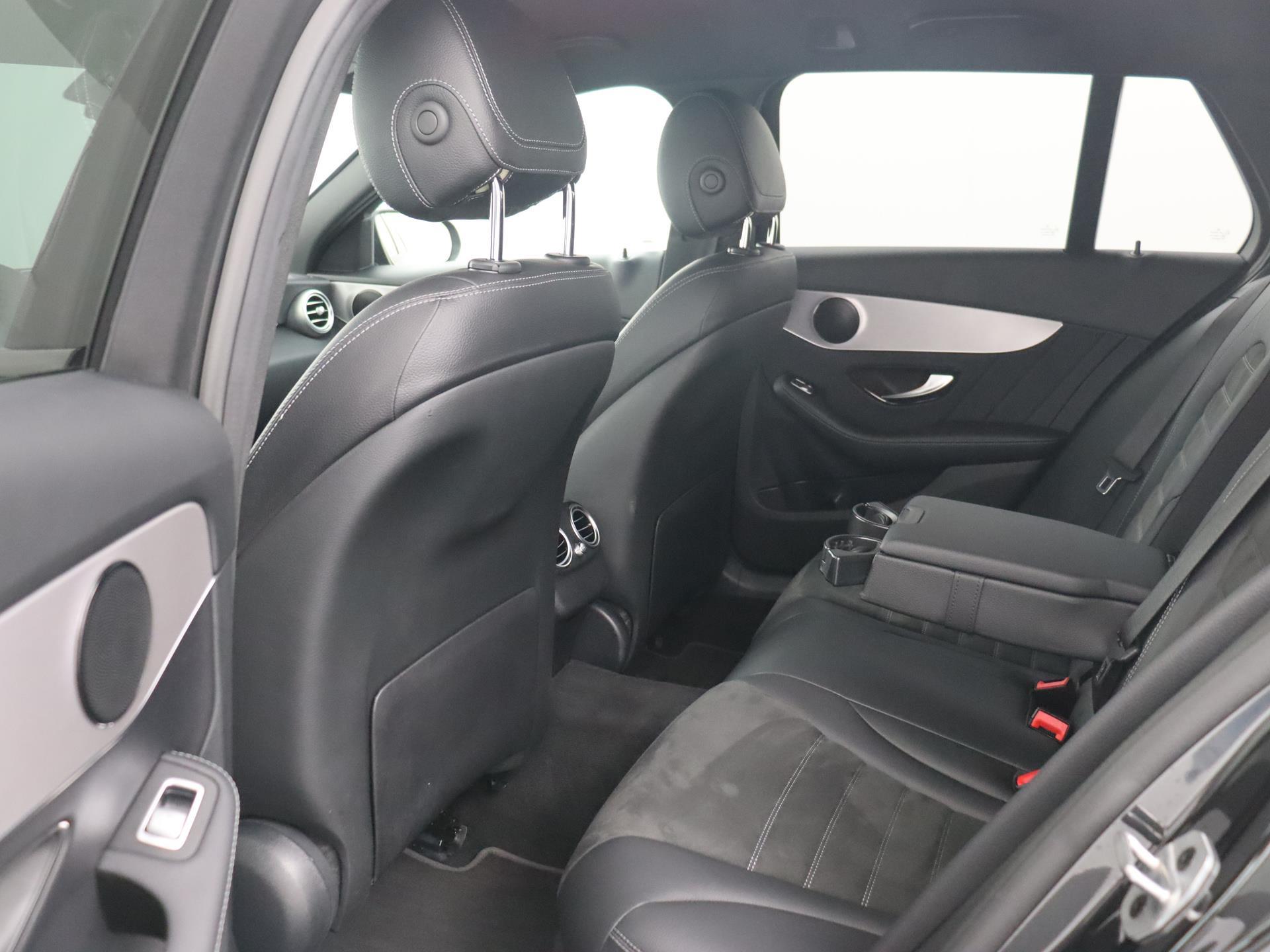 Mercedes-Benz C-Klasse Estate 180 Business Solution AMG 28