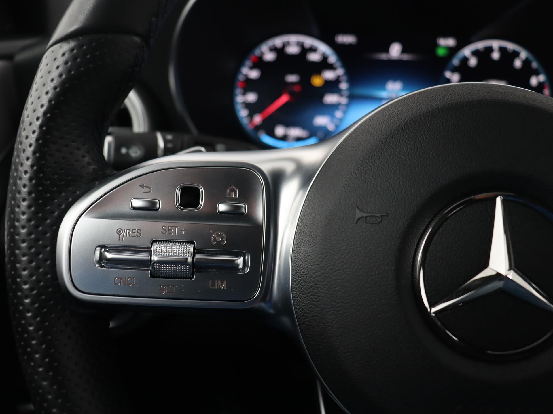 Mercedes-Benz C-Klasse Estate 180 Business Solution AMG 35
