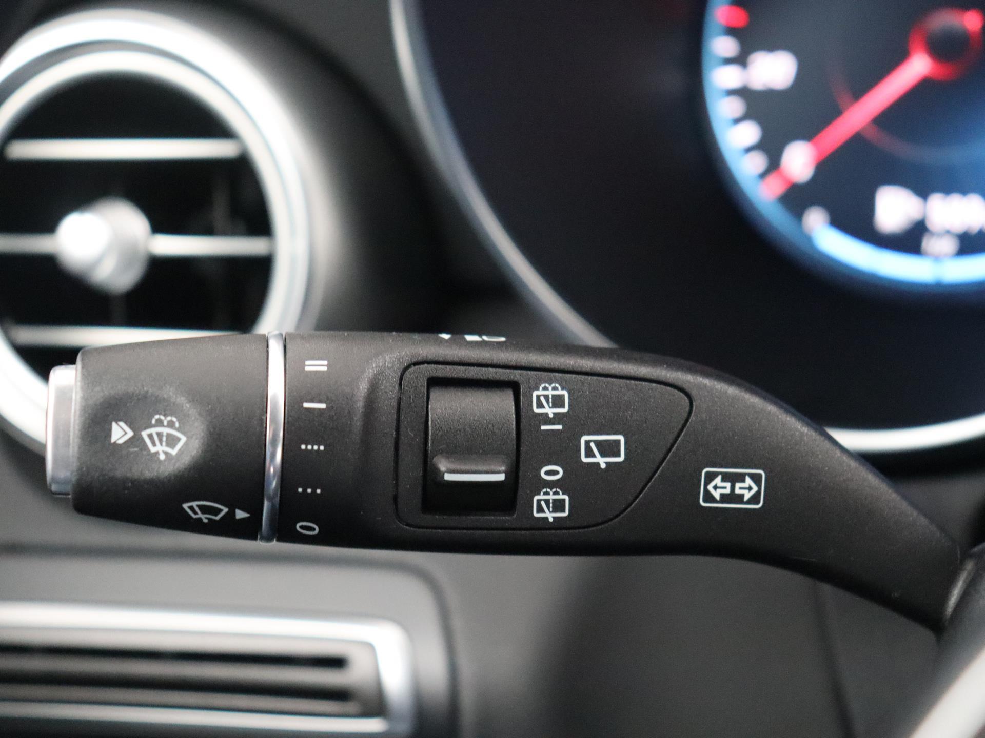 Mercedes-Benz C-Klasse Estate 180 Business Solution AMG 37