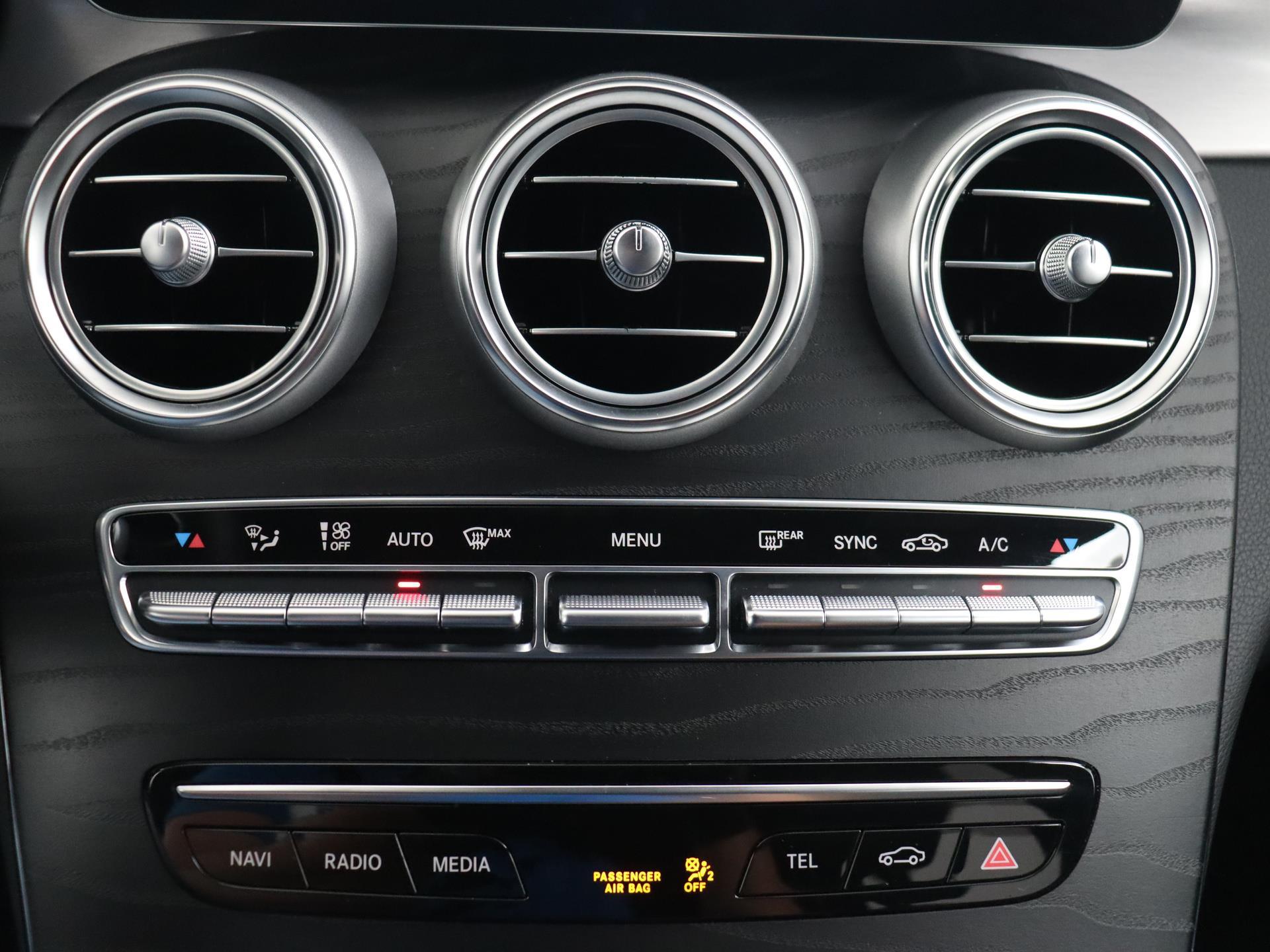 Mercedes-Benz C-Klasse Estate 180 Business Solution AMG 39