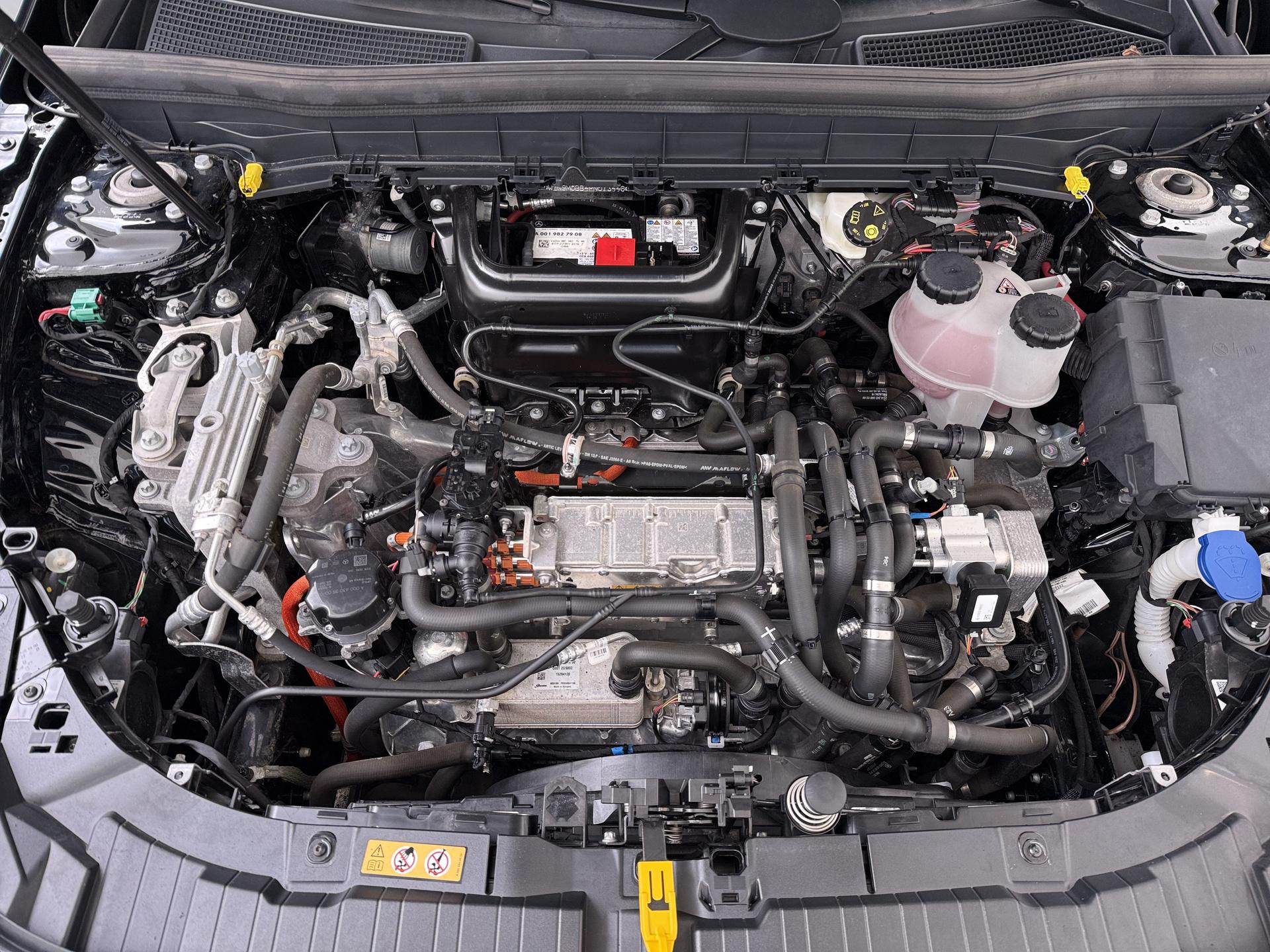 Mercedes-Benz EQB 250 AMG Line 67 kWh 35