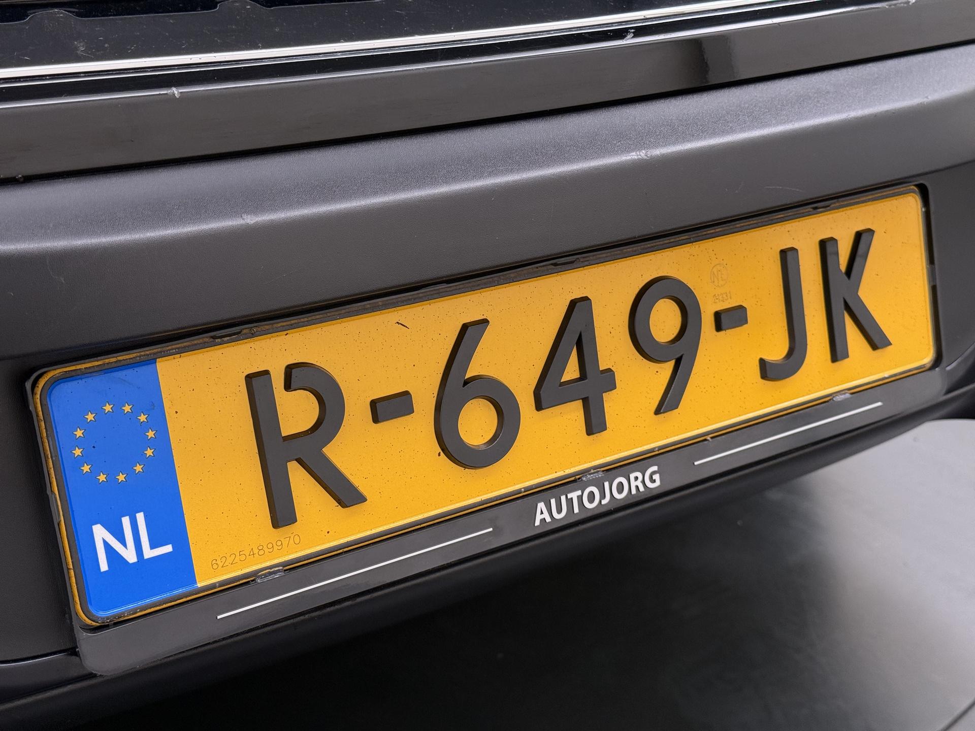 Mercedes-Benz EQB 250 AMG Line 67 kWh 37