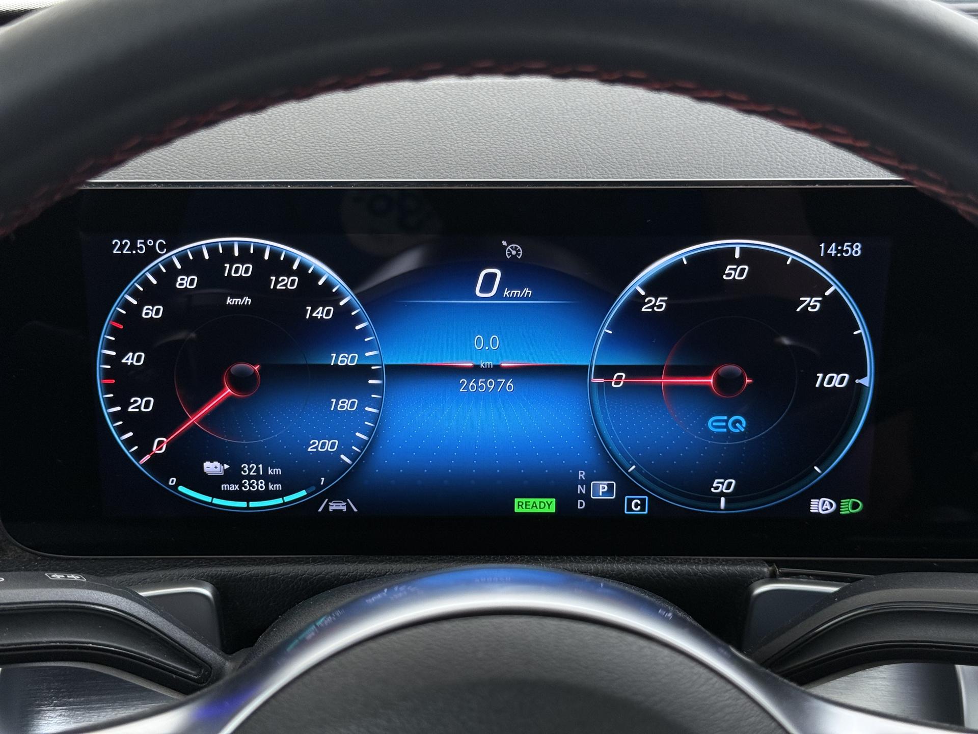 Mercedes-Benz EQB 250 AMG Line 67 kWh 8