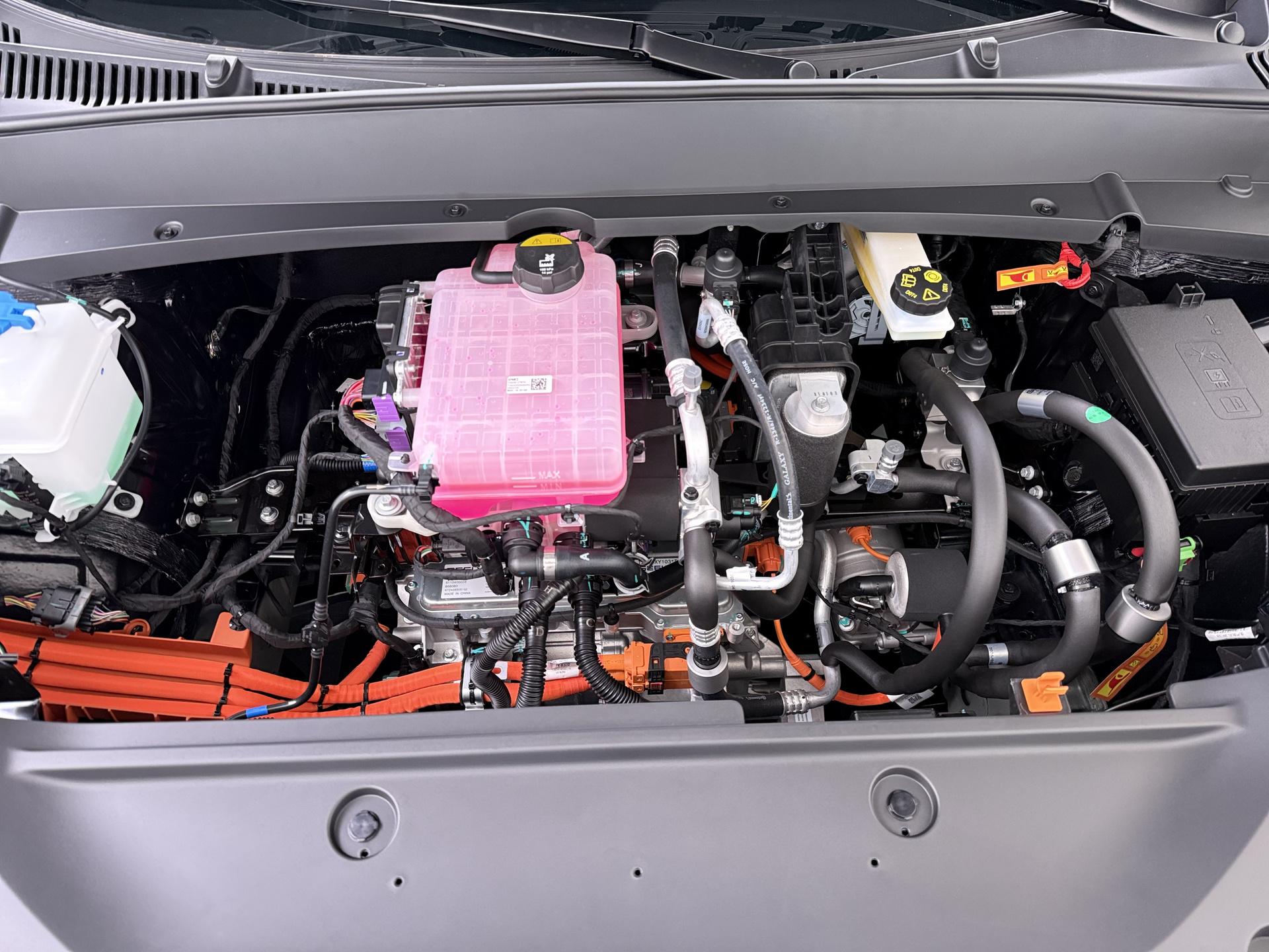 Geely E5 Pro+ Pro+ 68 kWh 8