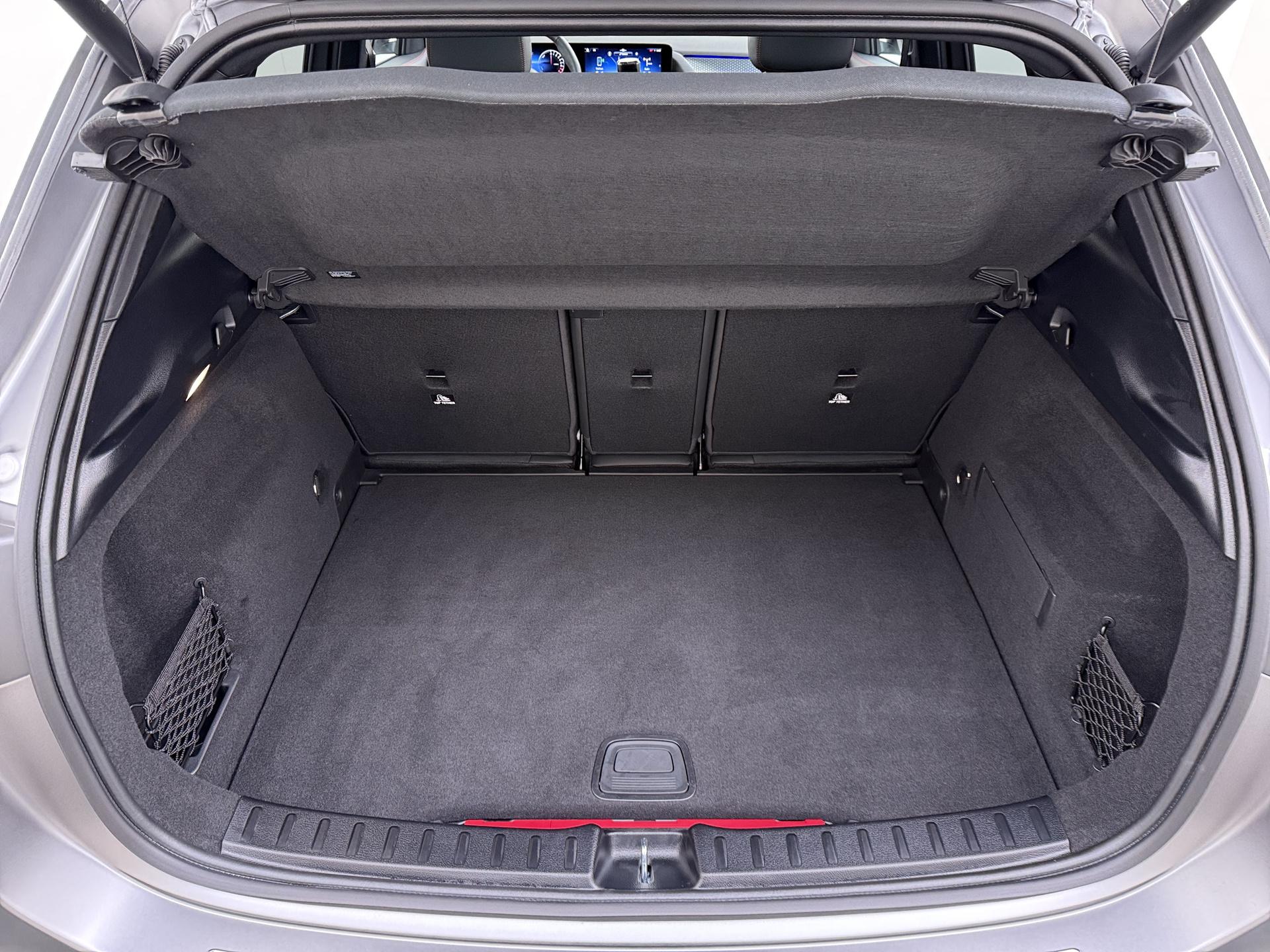 Mercedes-Benz GLA-klasse 250 e Business Solution AMG 20