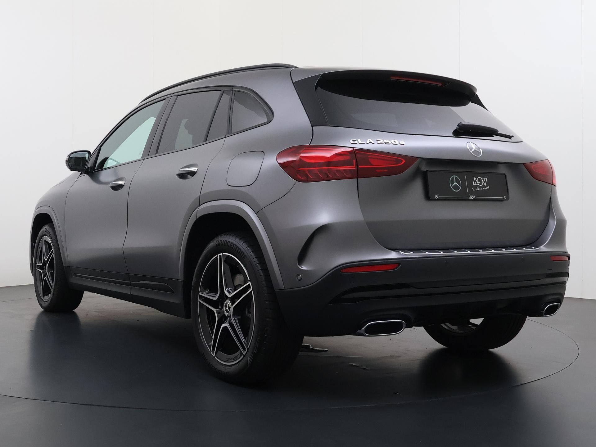 Mercedes-Benz GLA-klasse 250 e Business Solution AMG 4