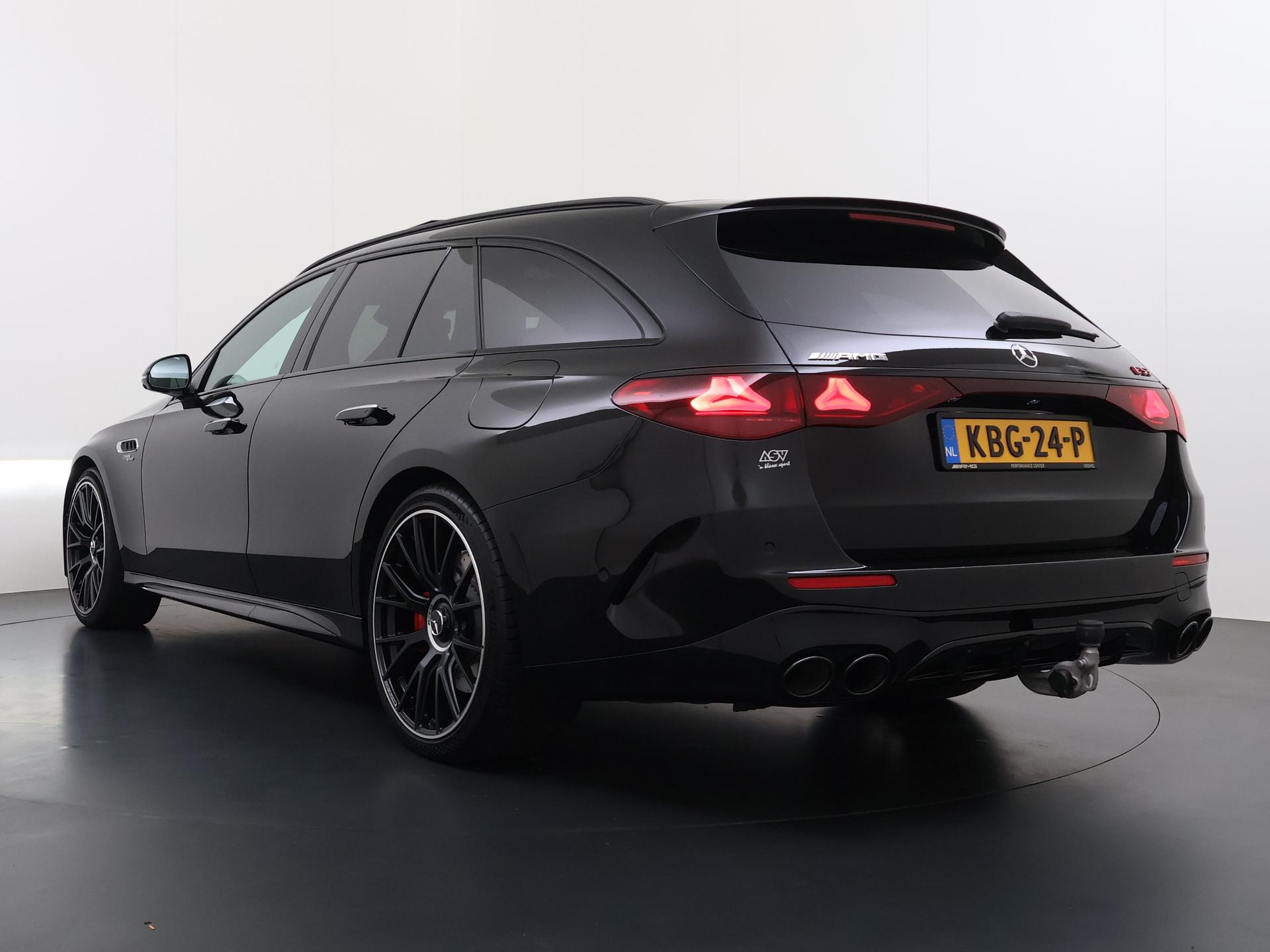 Mercedes-Benz E-klasse Estate AMG 53 4MATIC+ Night Edition 4