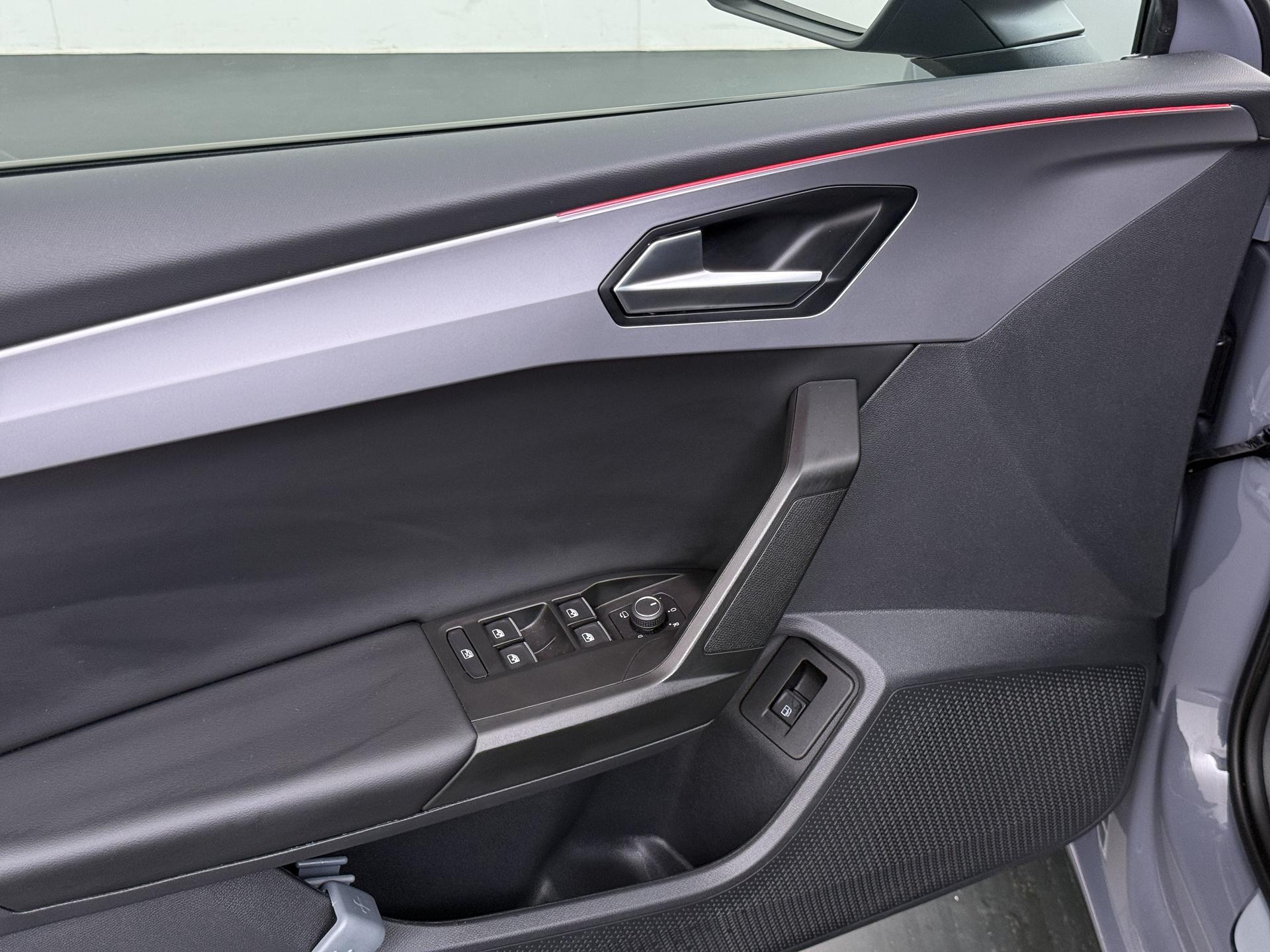 SEAT Leon 1.4 TSI eHybrid PHEV FR Business Intense 10