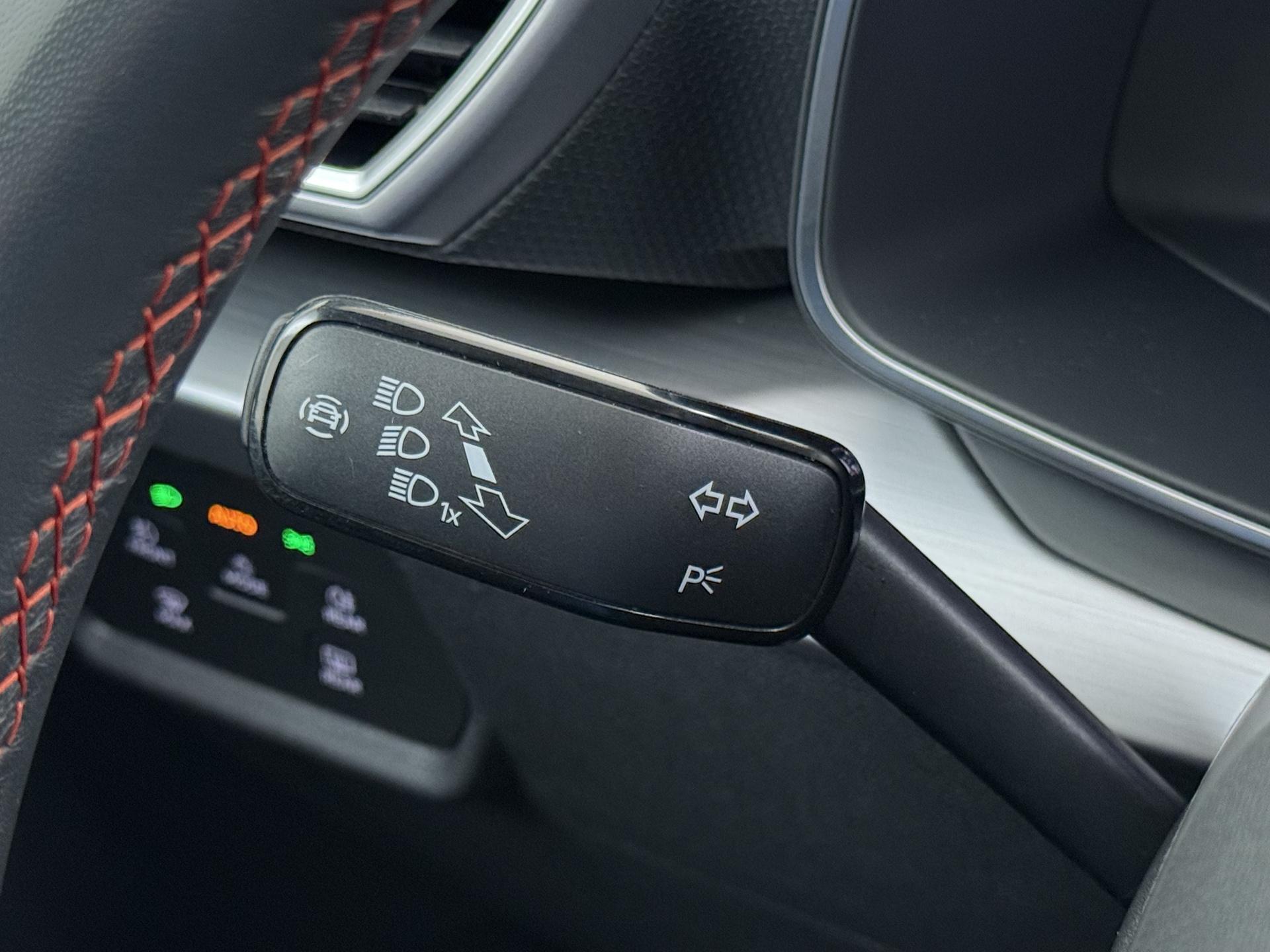 SEAT Leon 1.4 TSI eHybrid PHEV FR Business Intense 21