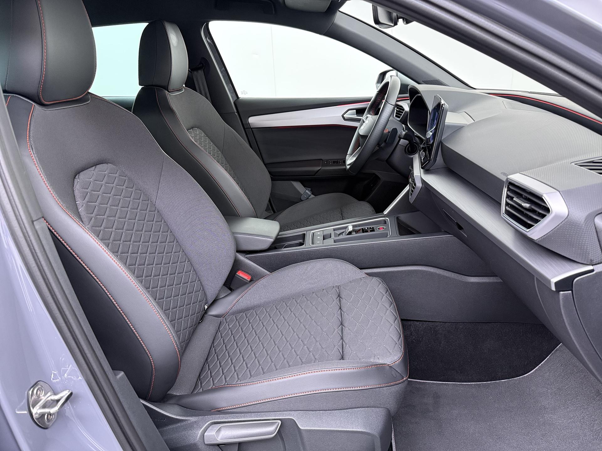 SEAT Leon 1.4 TSI eHybrid PHEV FR Business Intense 40