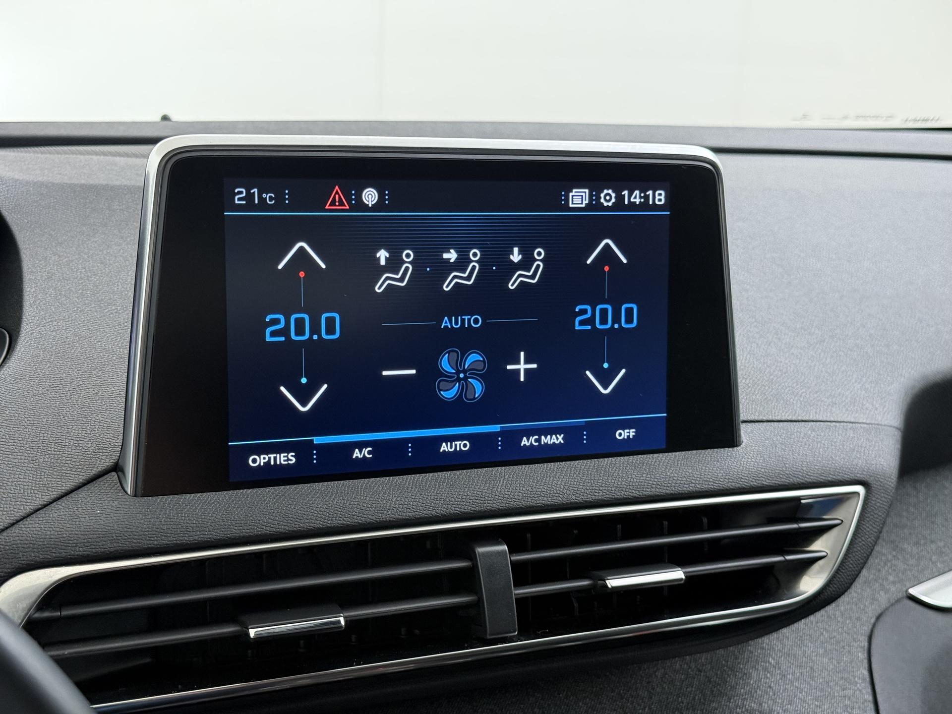 Peugeot 3008 1.2 PureTech Allure  Pack Business 28