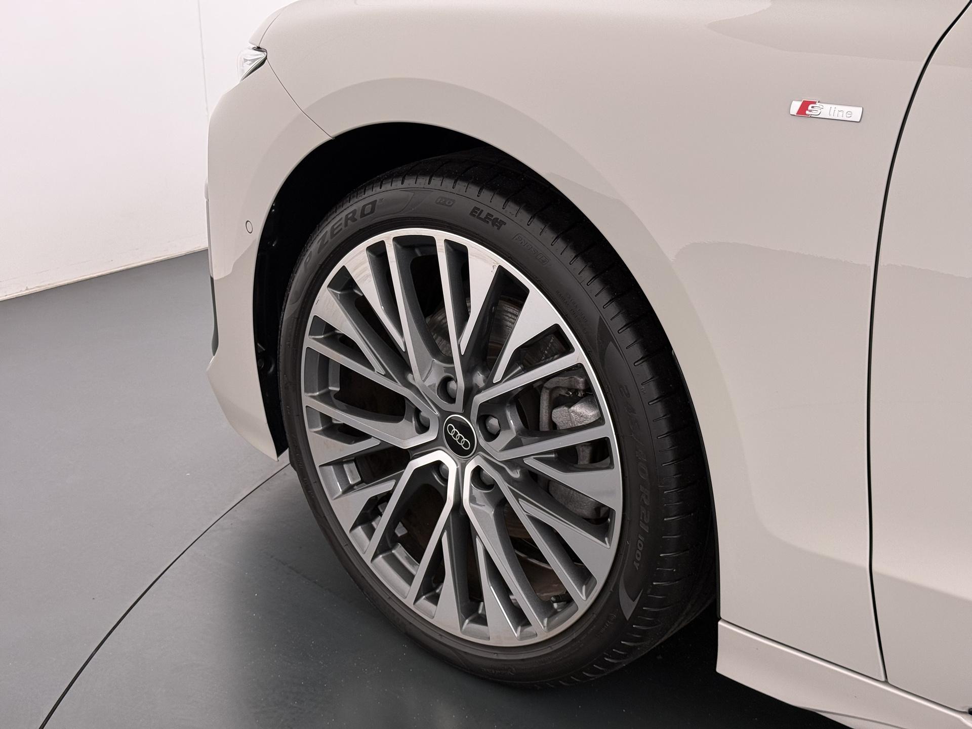 Audi A6 Avant e-tron Advanced edition 83 kWh 10
