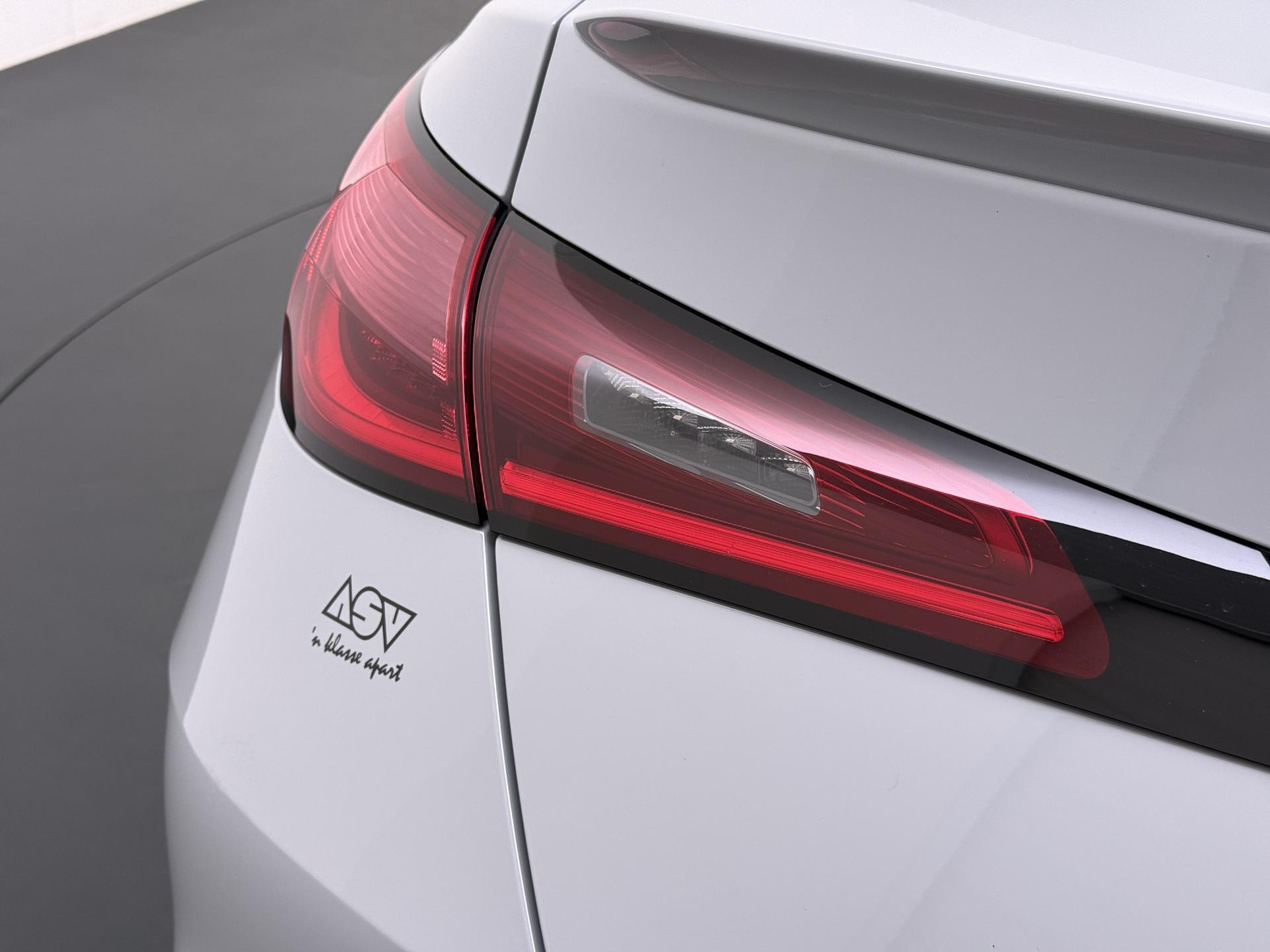 Mercedes-Benz GLC-klasse Coupé 400e 4MATIC AMG Line 16