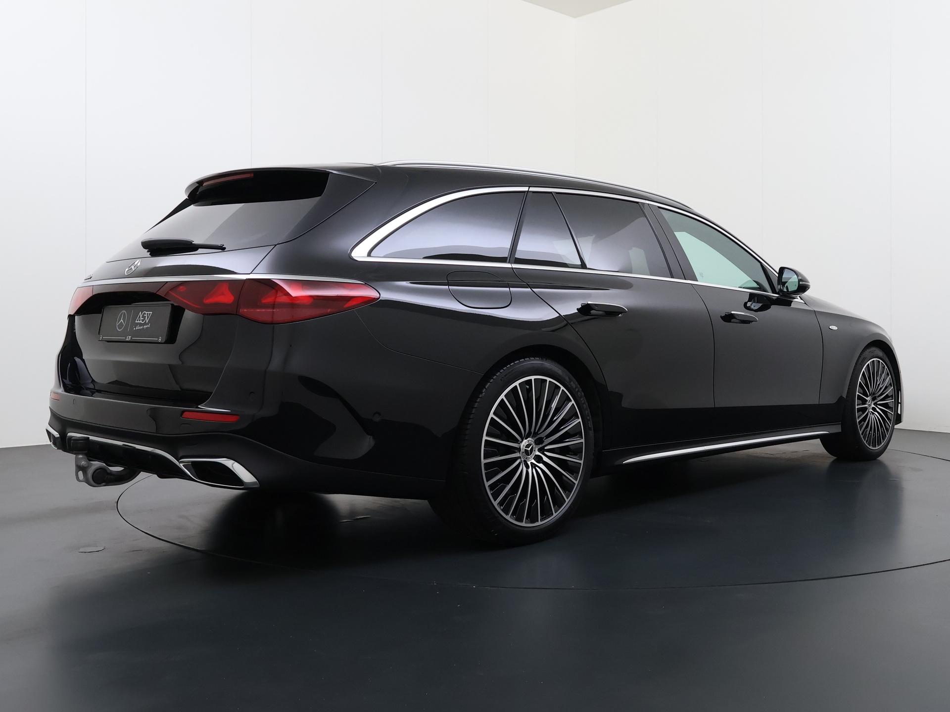 Mercedes-Benz E-Klasse Estate 300 e AMG Line 8
