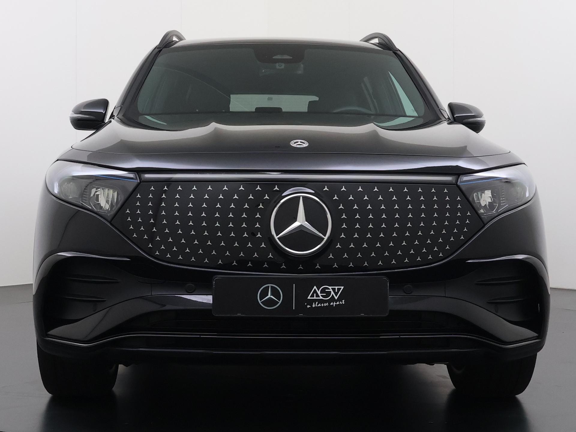 Mercedes-Benz EQB 250+ AMG Line 71 kWh 10