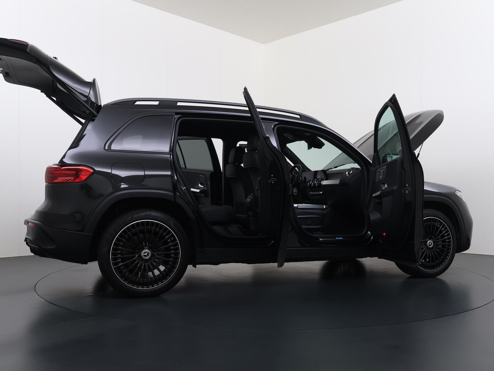 Mercedes-Benz EQB 250+ AMG Line 71 kWh 12