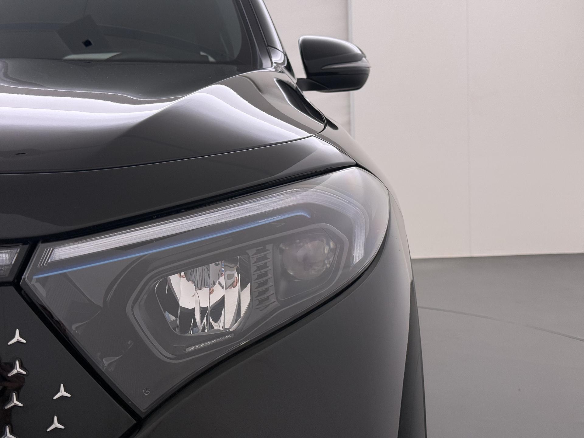 Mercedes-Benz EQB 250+ AMG Line 71 kWh 17