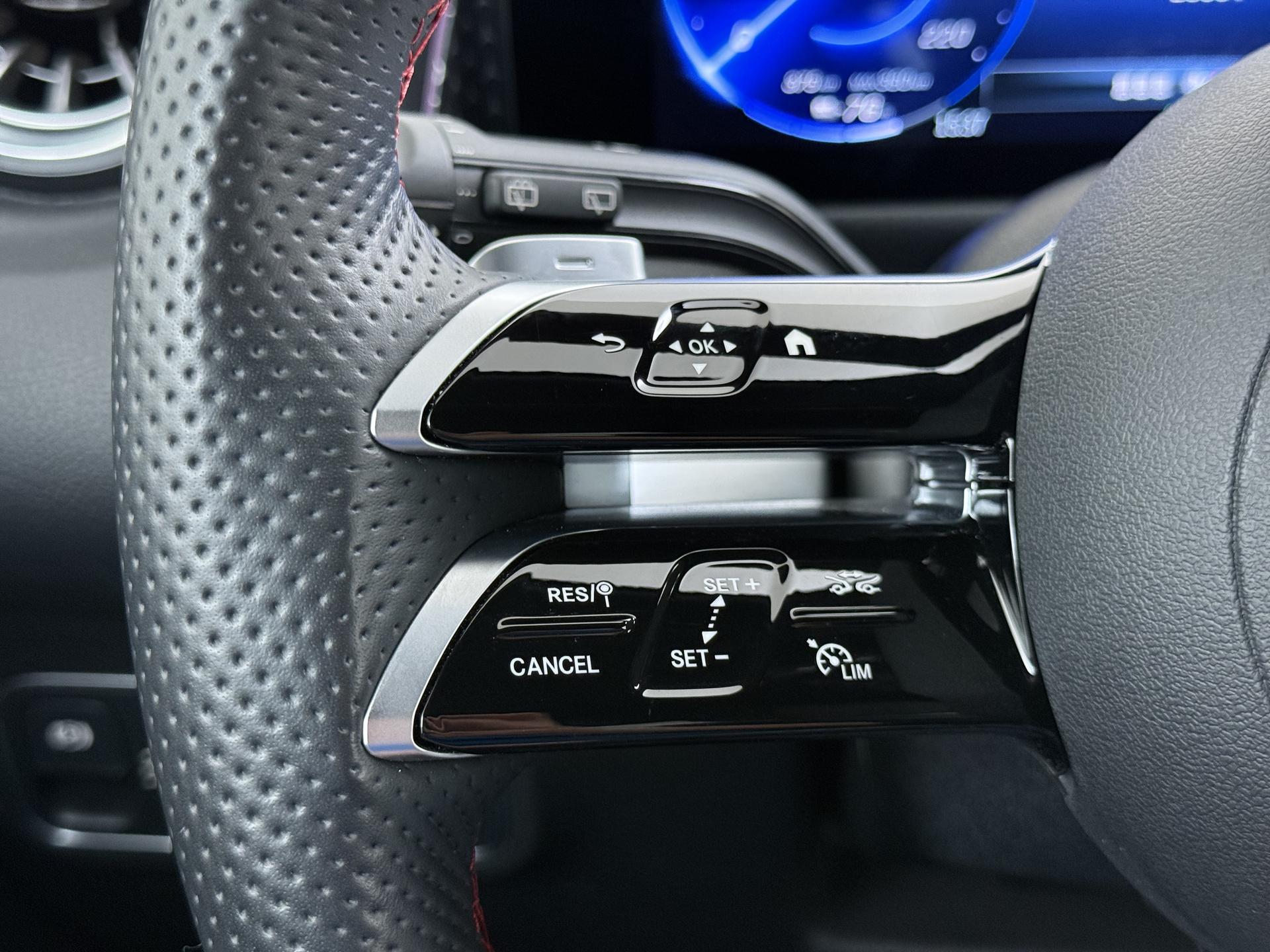Mercedes-Benz EQB 250+ AMG Line 71 kWh 30