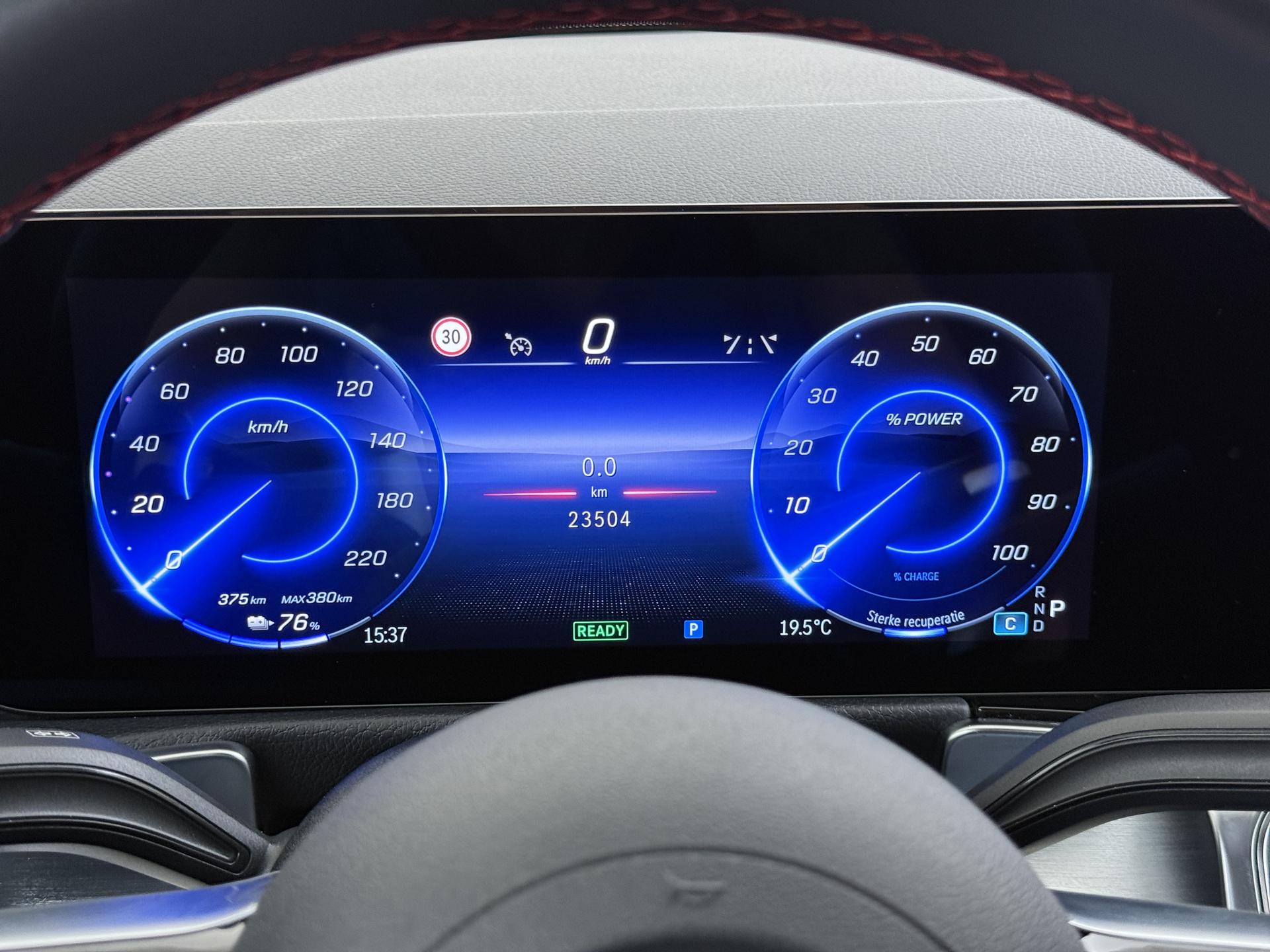 Mercedes-Benz EQB 250+ AMG Line 71 kWh 32