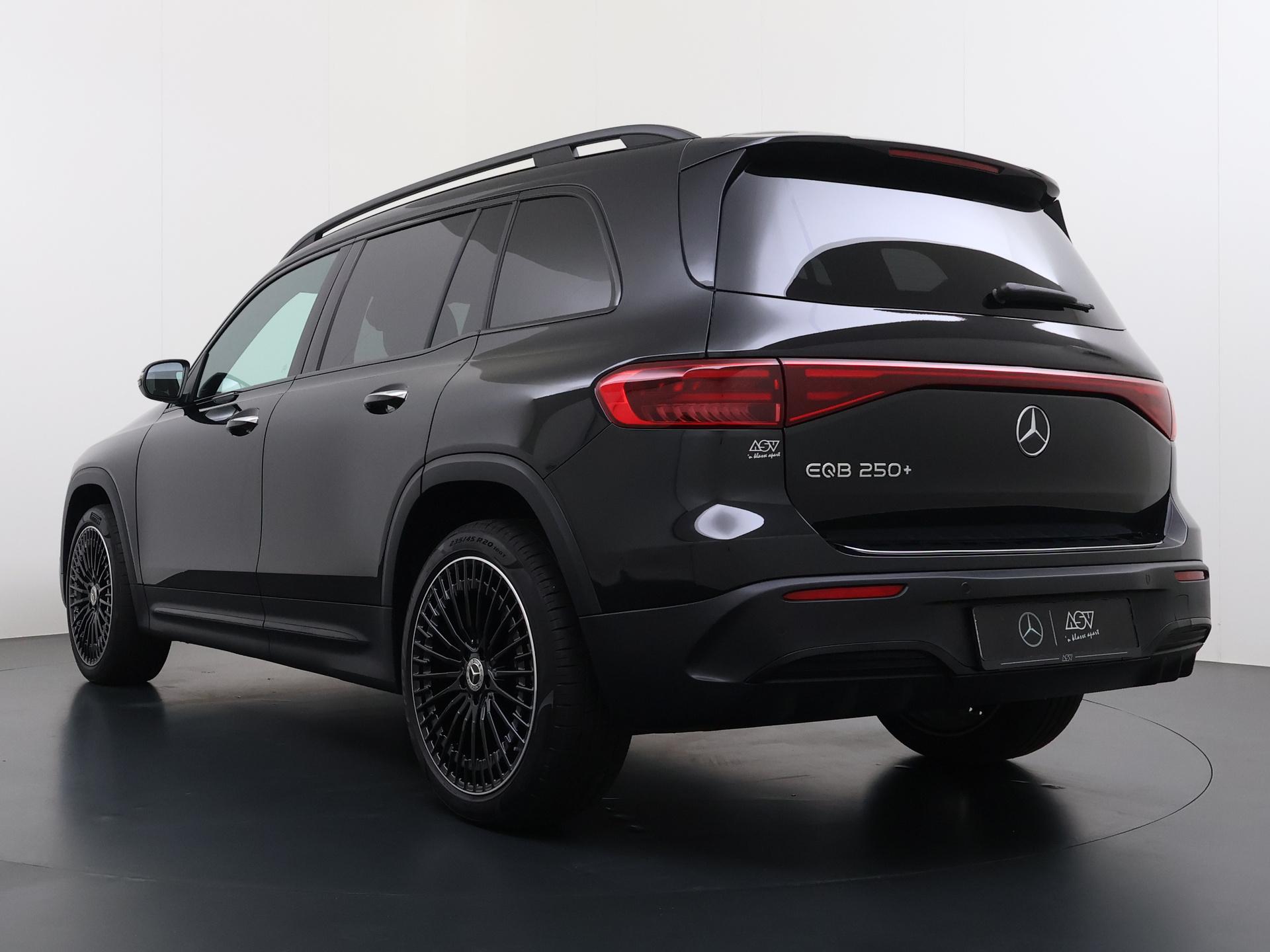 Mercedes-Benz EQB 250+ AMG Line 71 kWh 4