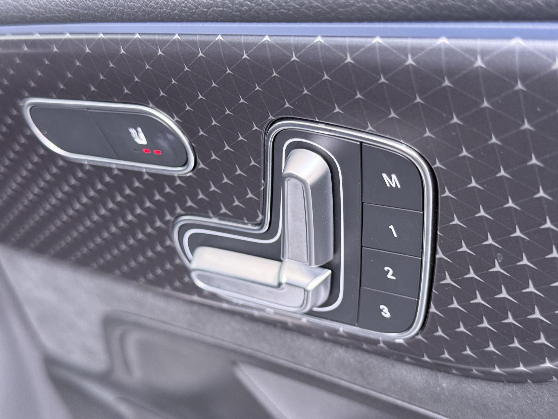 Mercedes-Benz EQB 250+ AMG Line 71 kWh 48