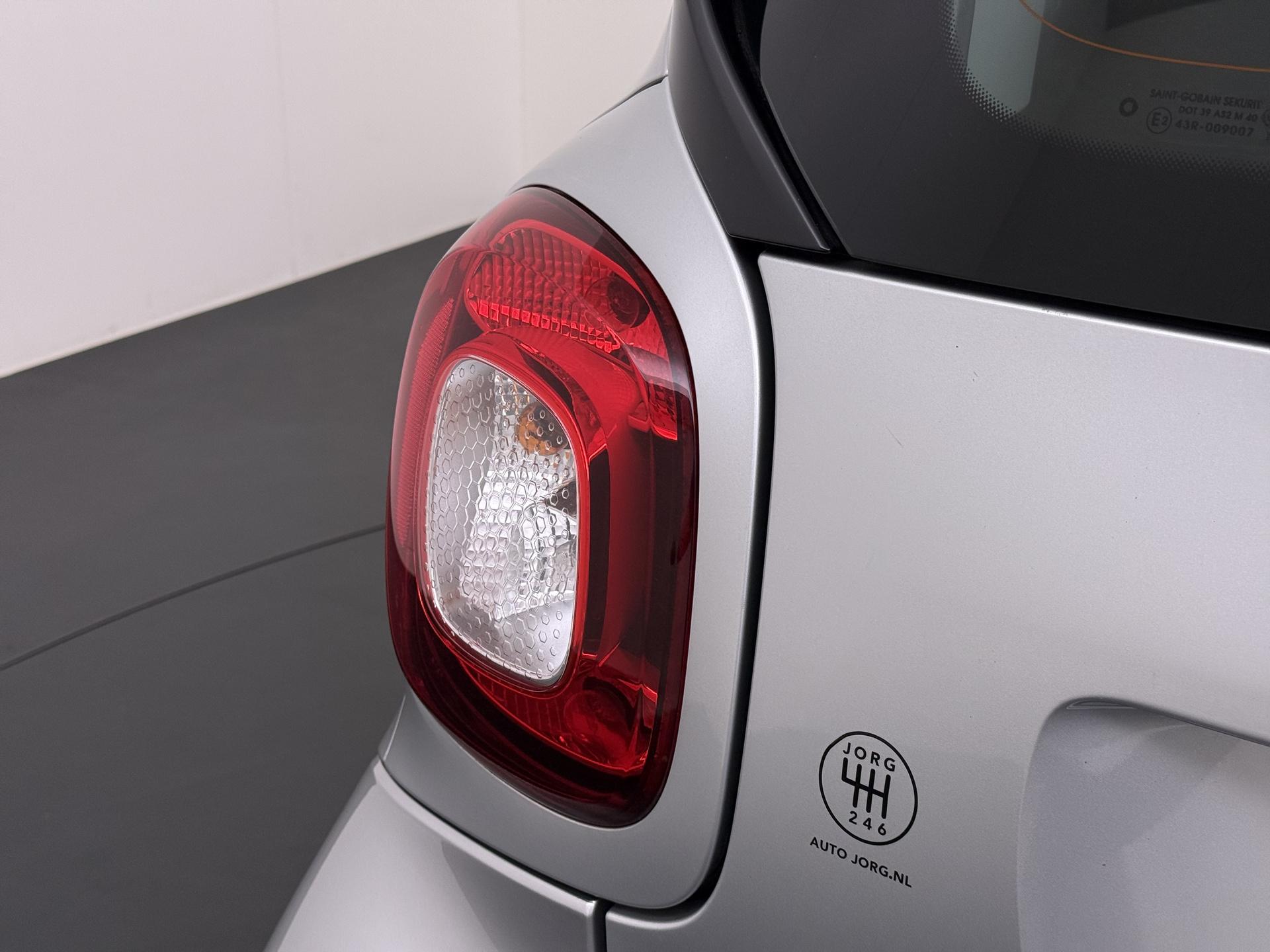 smart fortwo 1.0 Passion 8
