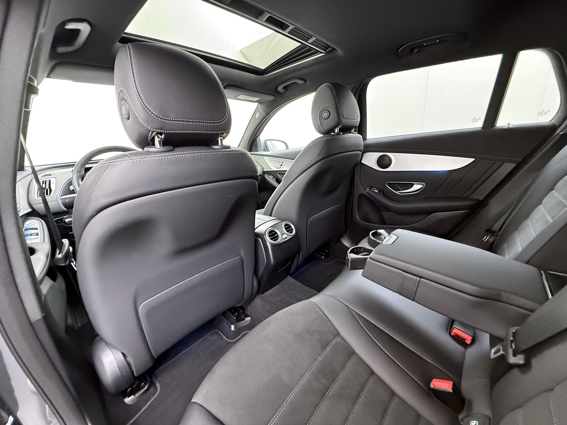 Mercedes-Benz EQC 400 4MATIC AMG Line Premium Plus 80 kWh 20