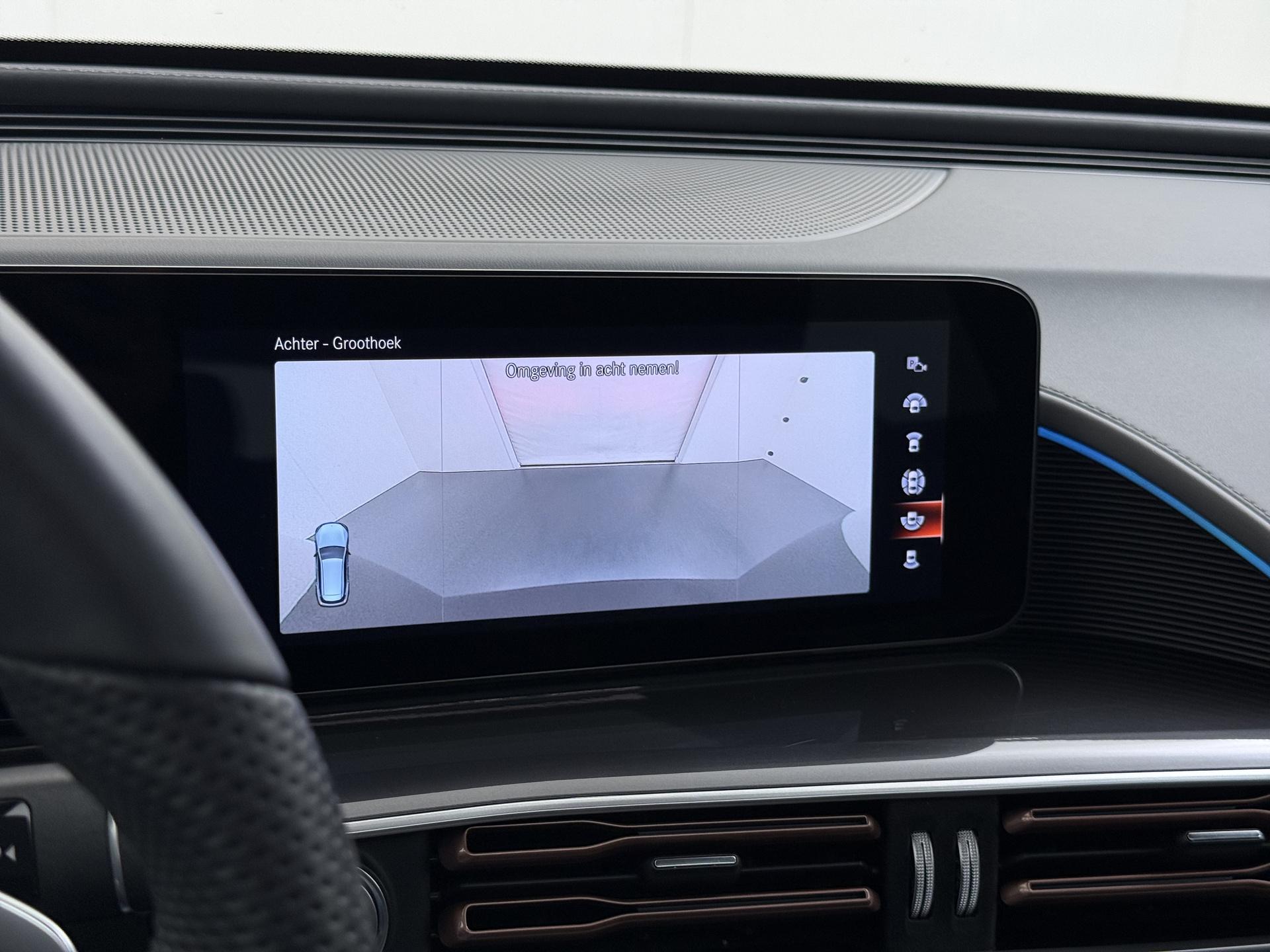 Mercedes-Benz EQC 400 4MATIC AMG Line Premium Plus 80 kWh 36