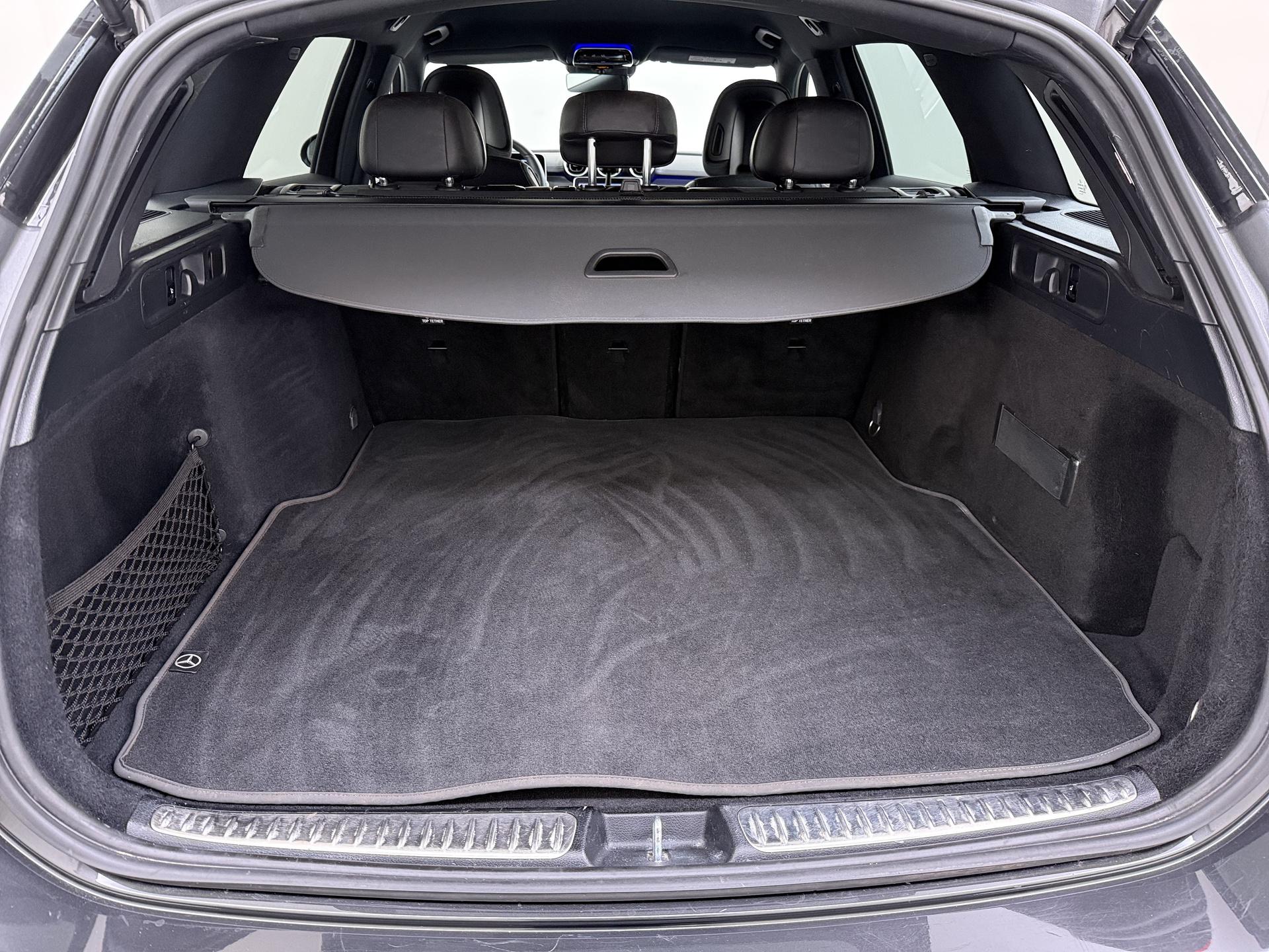 Mercedes-Benz C-klasse Estate 200 Launch Edition AMG Line 16