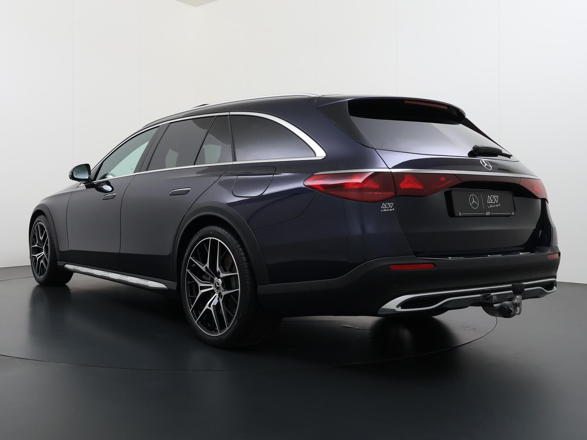Mercedes-Benz E-klasse 300 de 4MATIC All-Terrain Estate 4