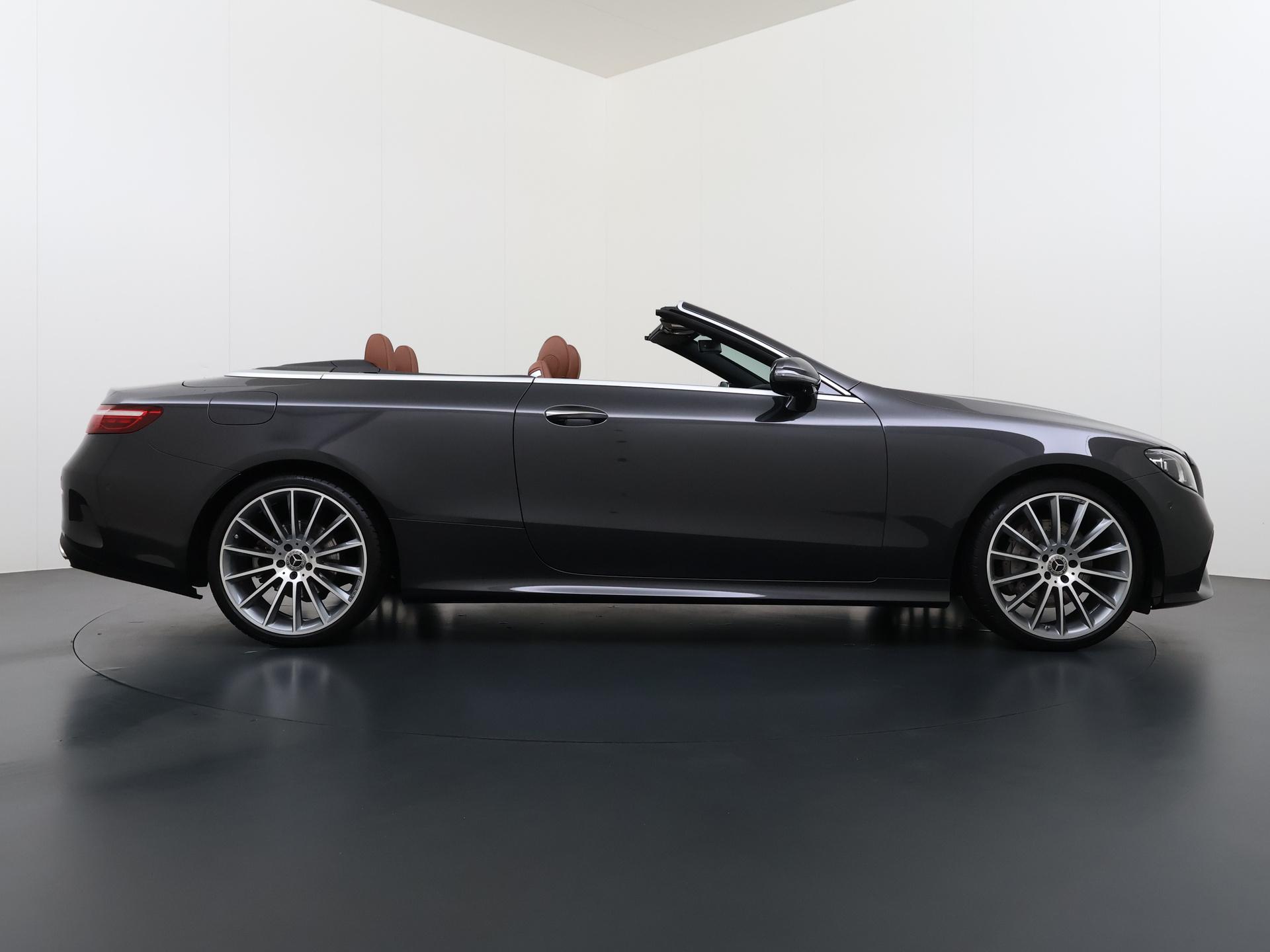 Mercedes-Benz E-klasse Cabriolet 200 AMG Line 10