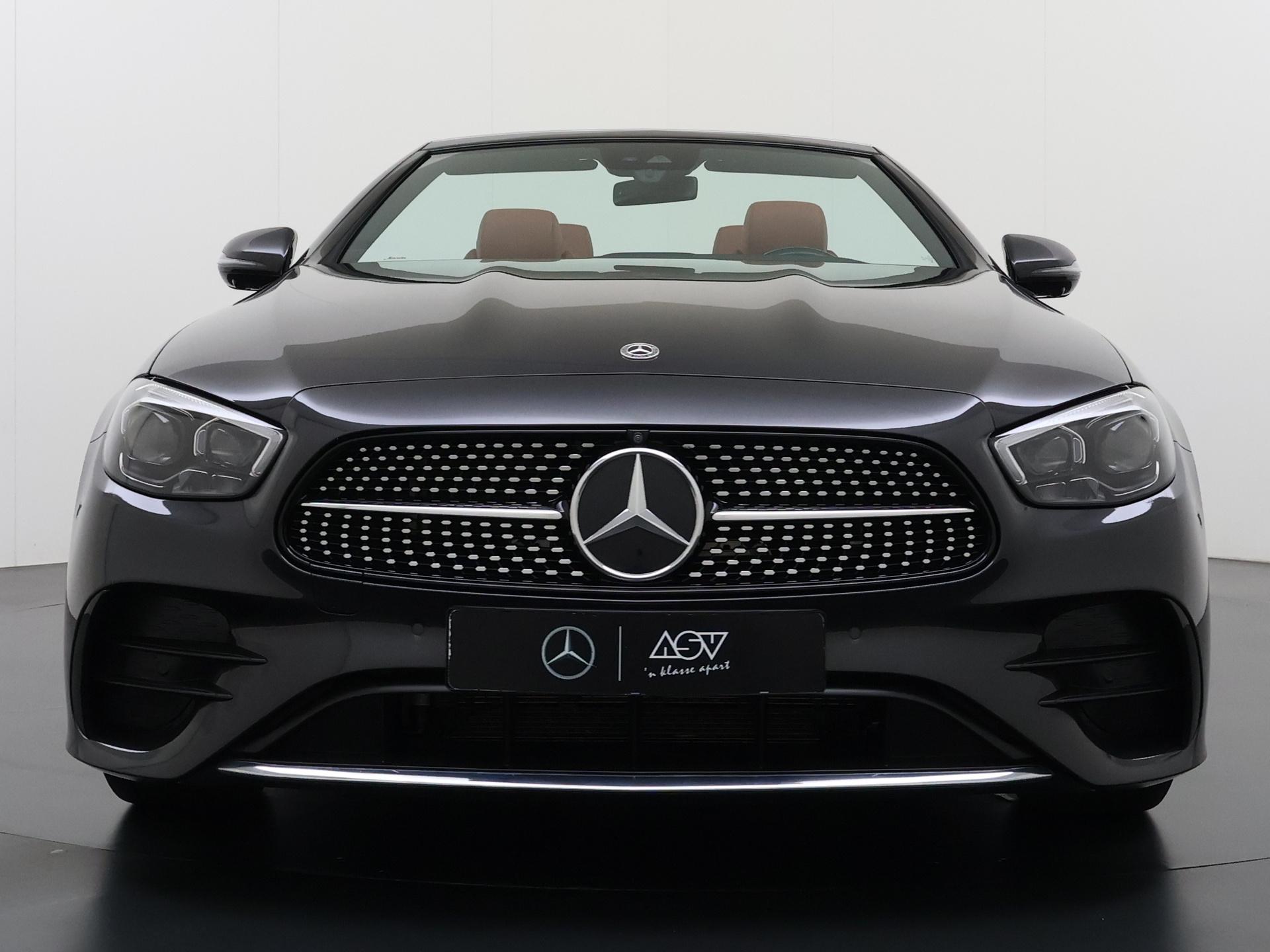 Mercedes-Benz E-klasse Cabriolet 200 AMG Line 12