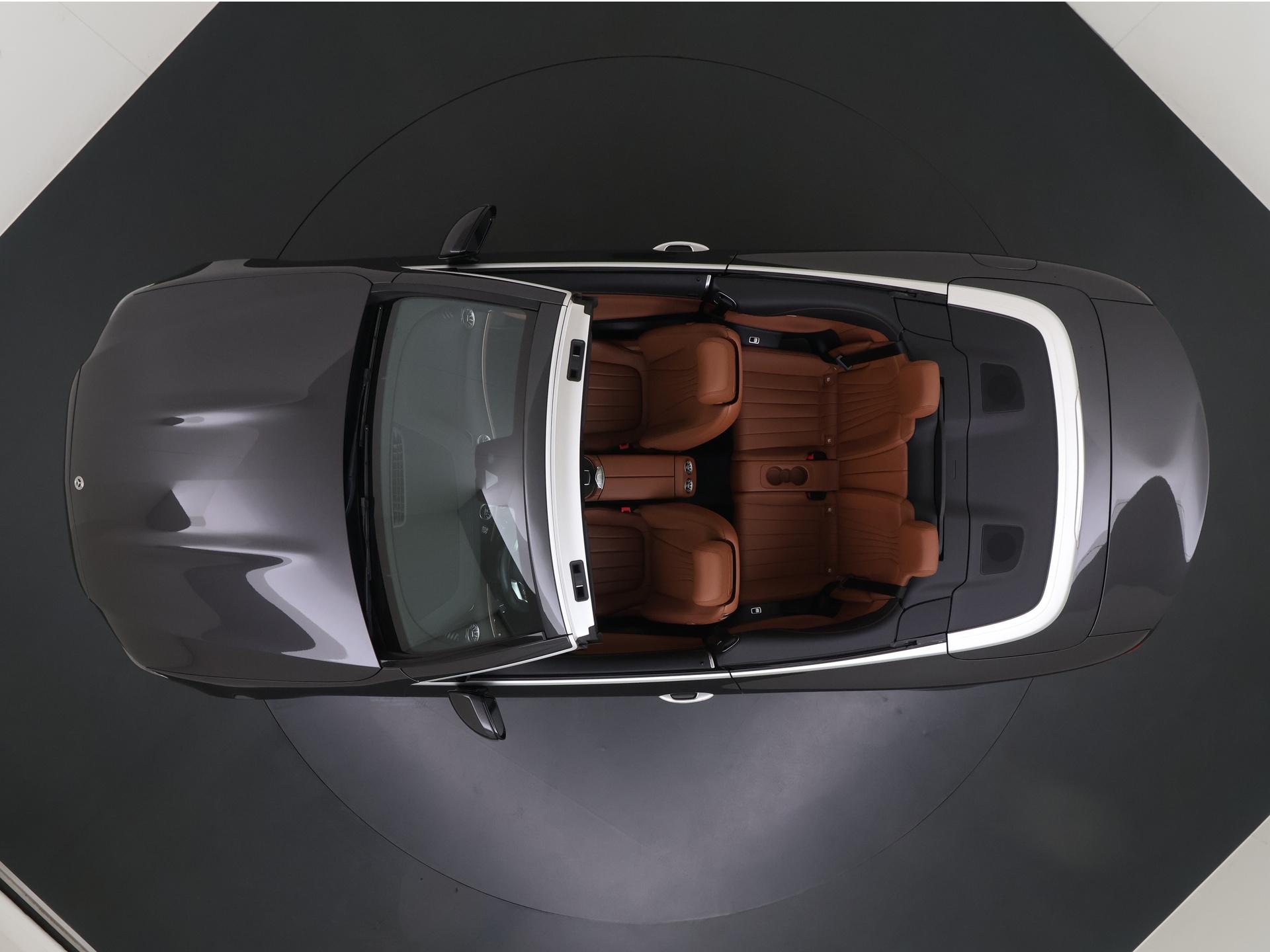 Mercedes-Benz E-klasse Cabriolet 200 AMG Line 16