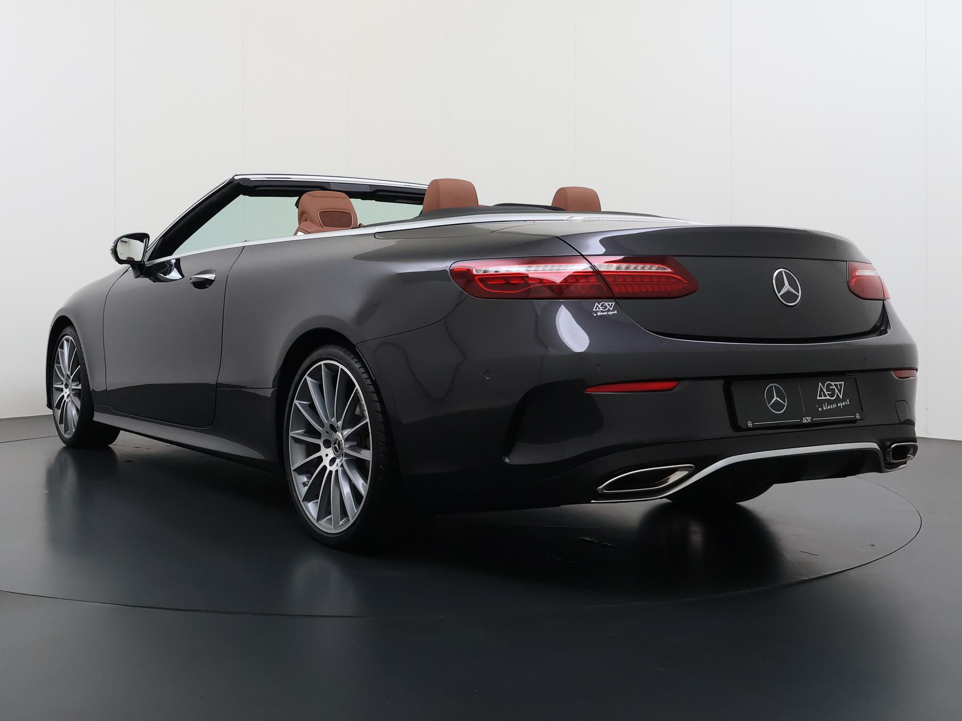 Mercedes-Benz E-klasse Cabriolet 200 AMG Line 4