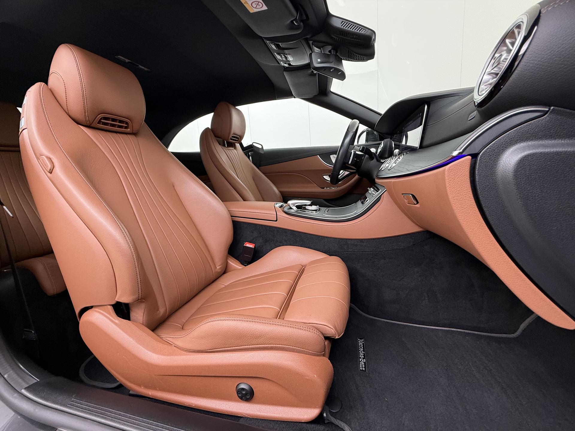 Mercedes-Benz E-klasse Cabriolet 200 AMG Line 44